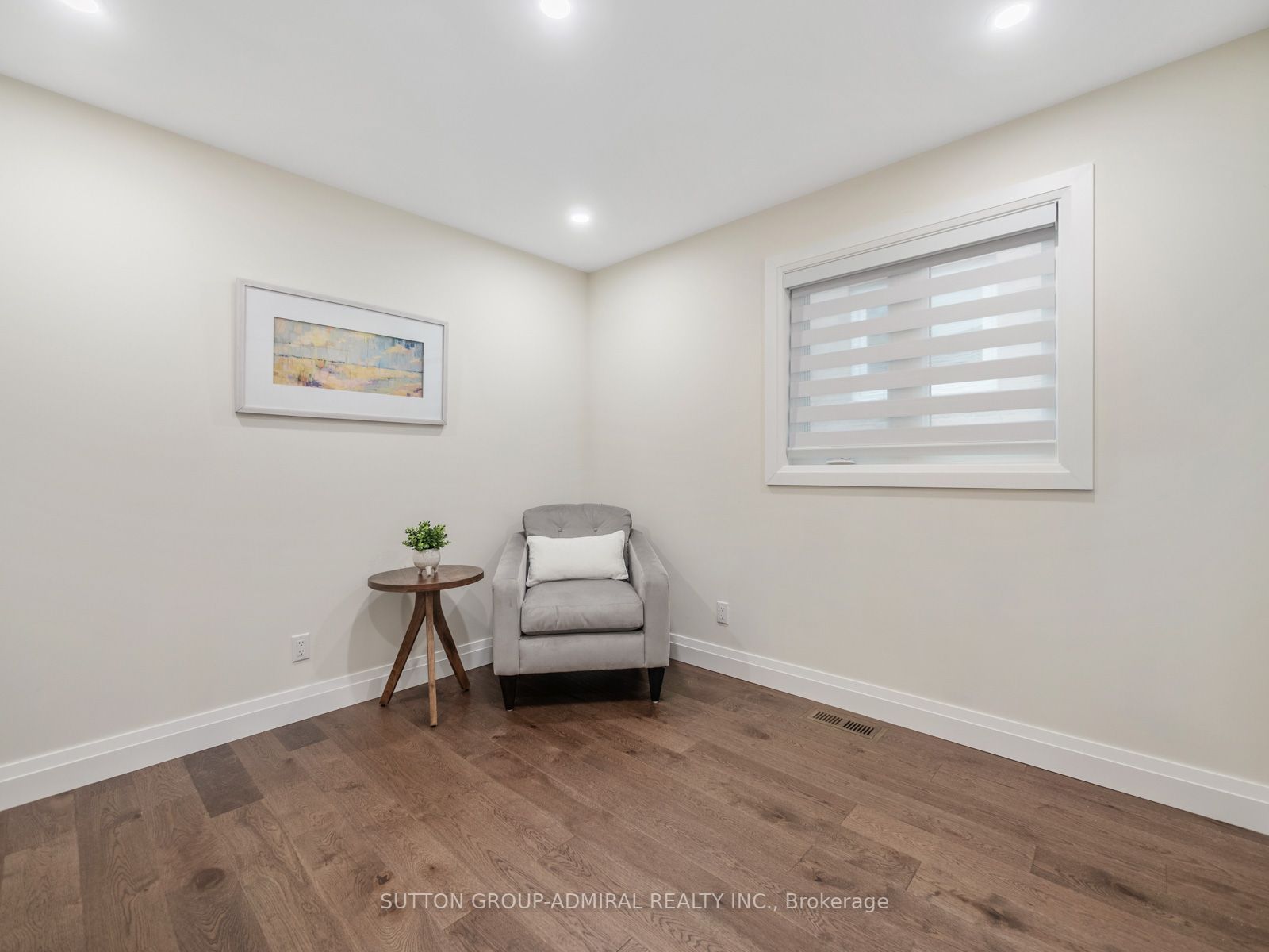 18 Haskell Cres