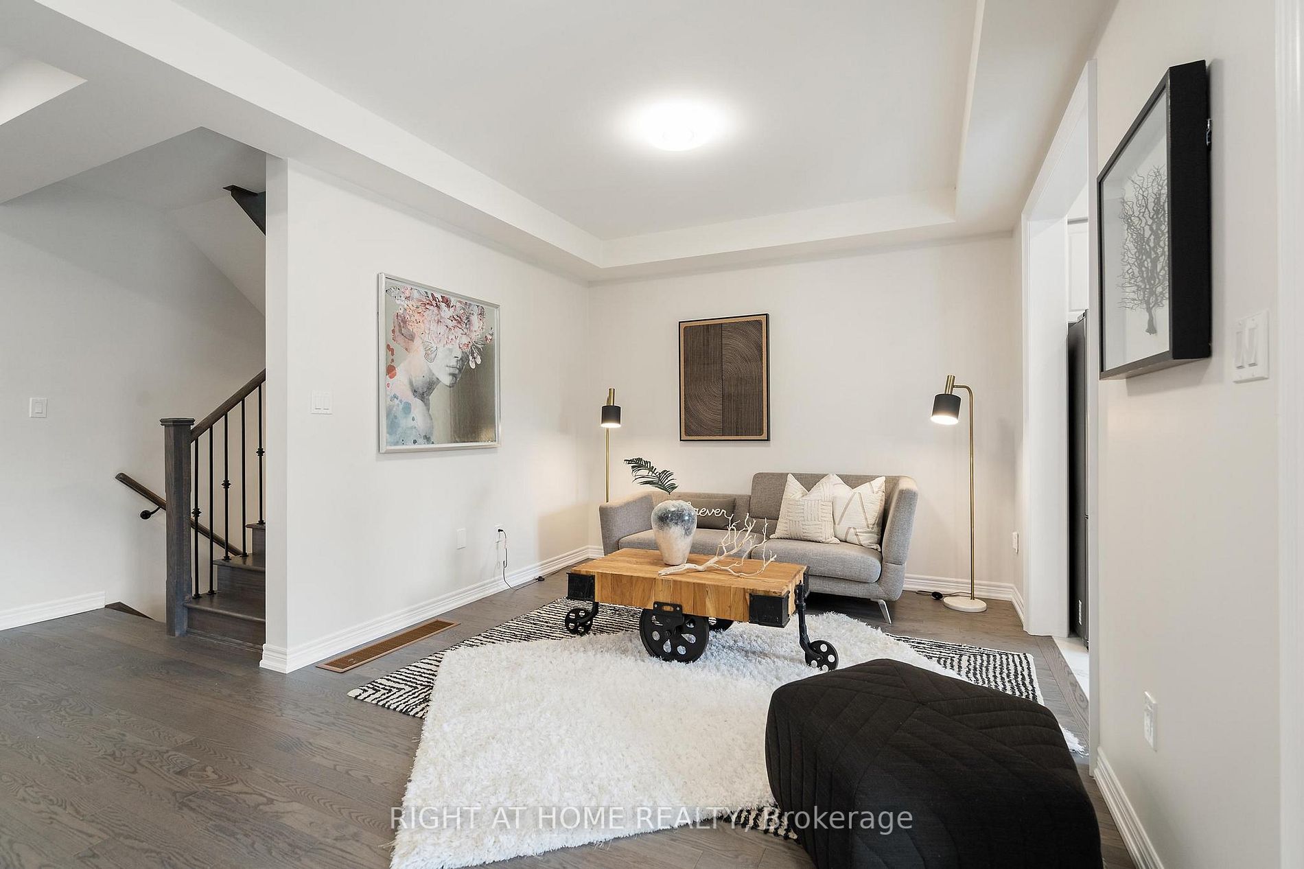 76 Badgerow Way