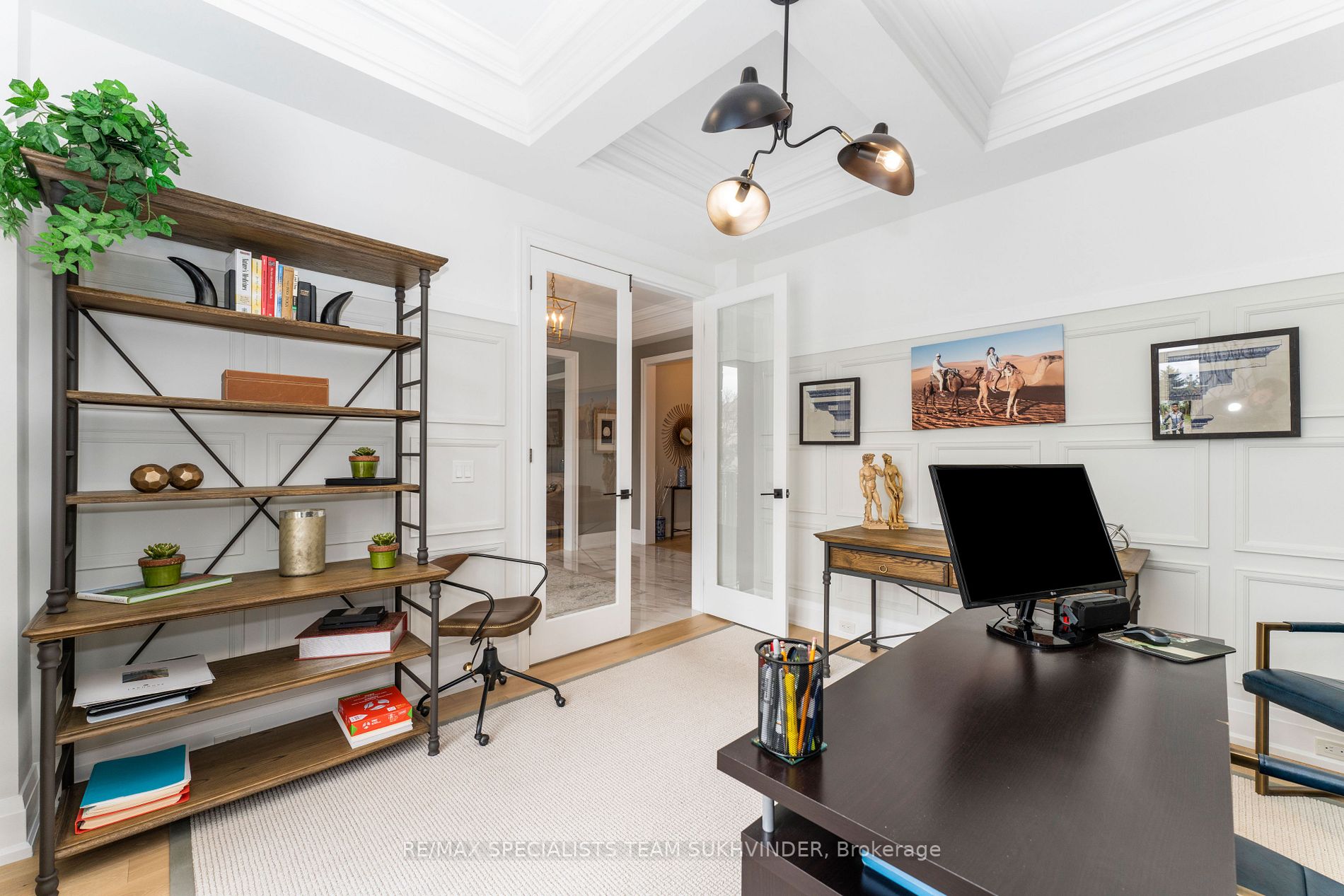 103 Carmichael Cres