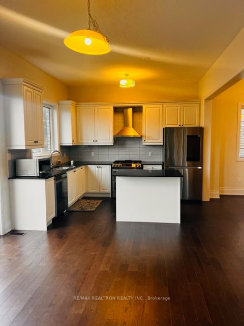 184 Sunset Vista Court