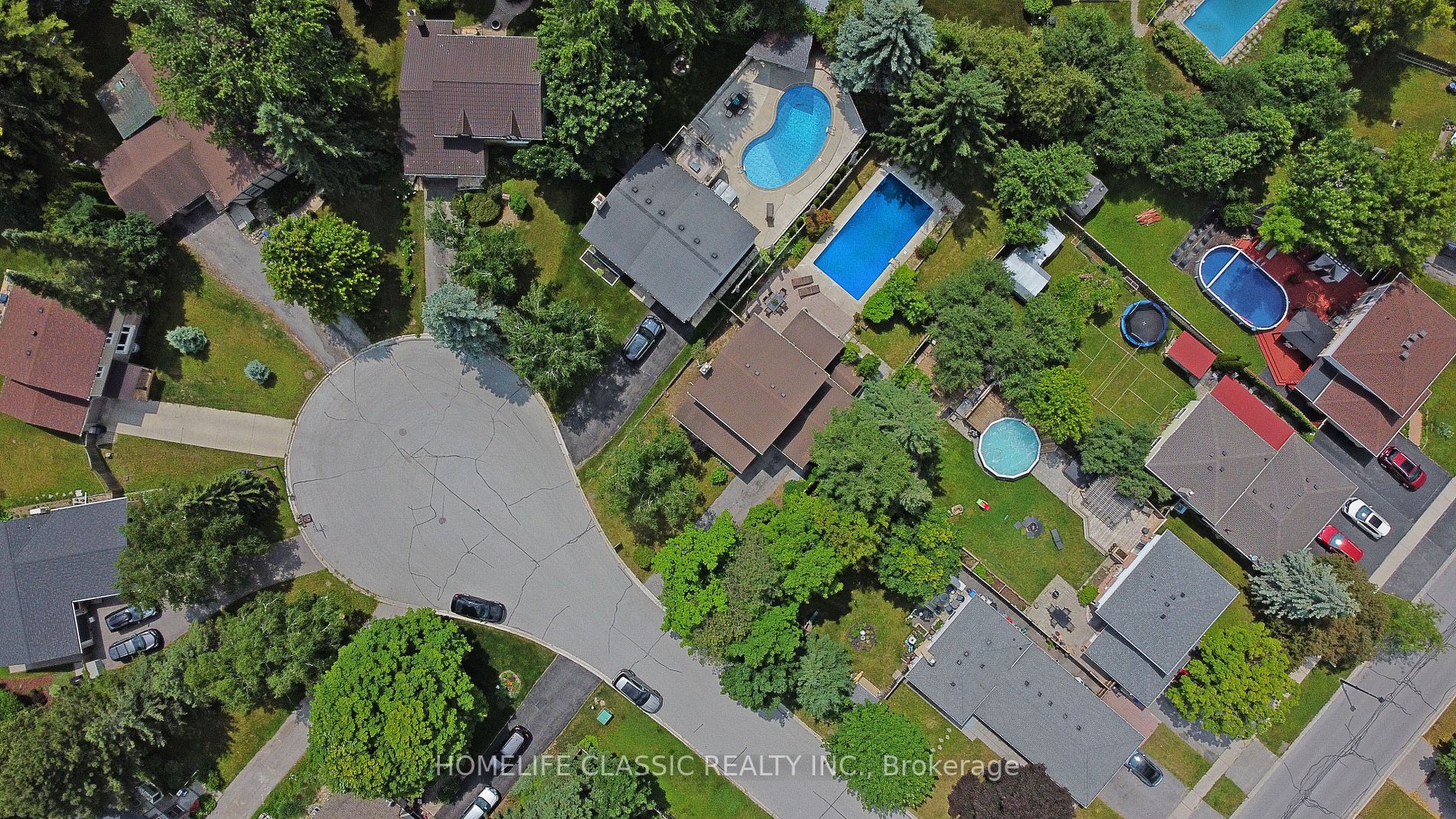 236 Hibiscus Crt N