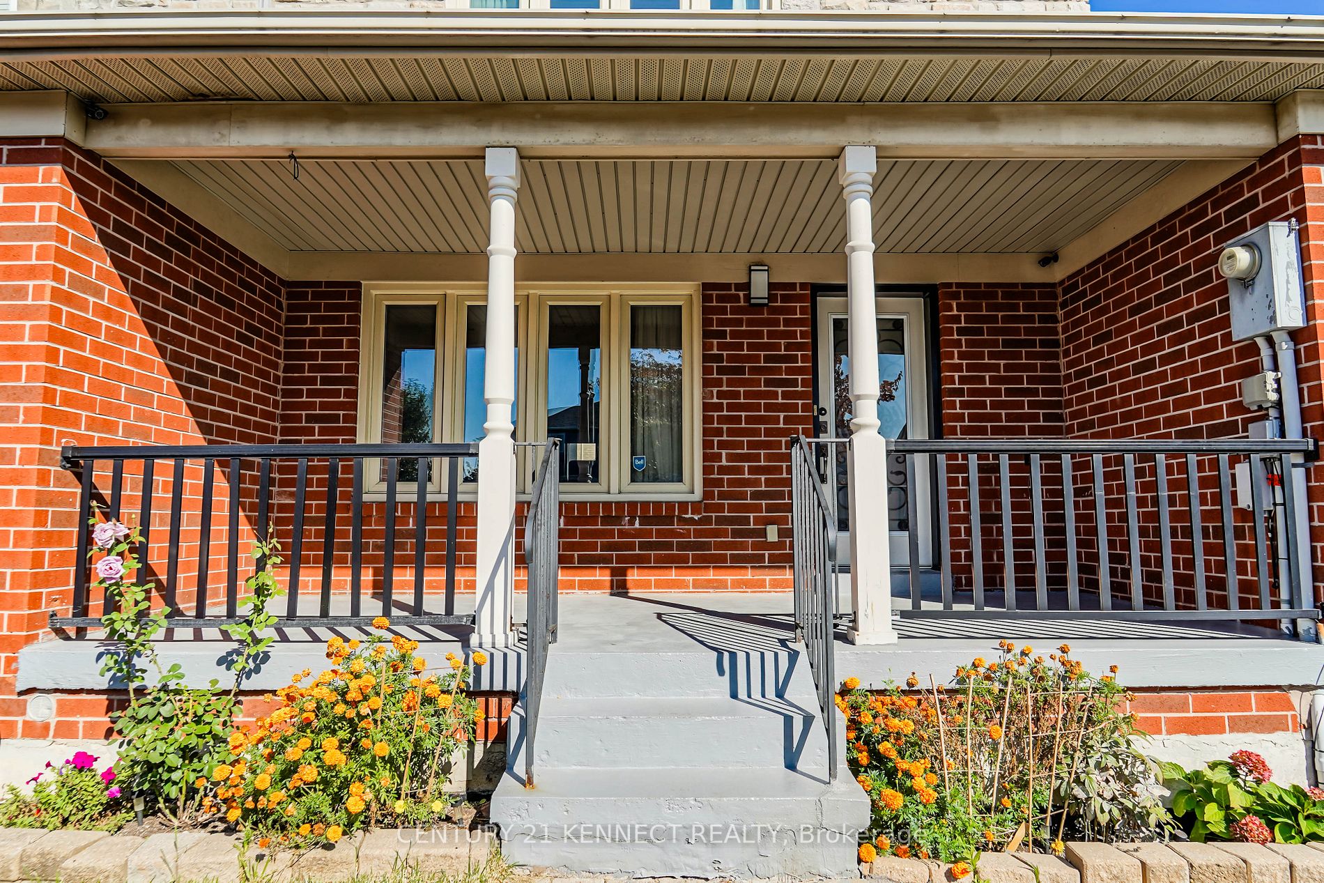 23 Crieff Ave