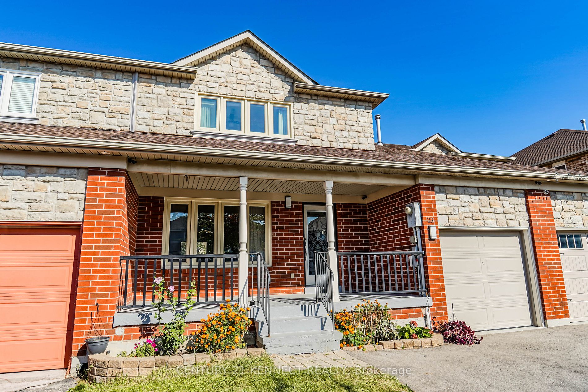 23 Crieff Ave