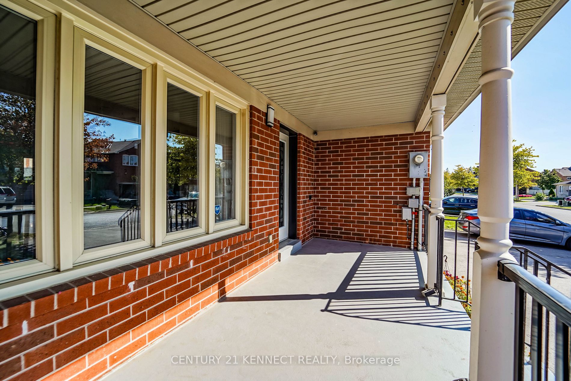 23 Crieff Ave