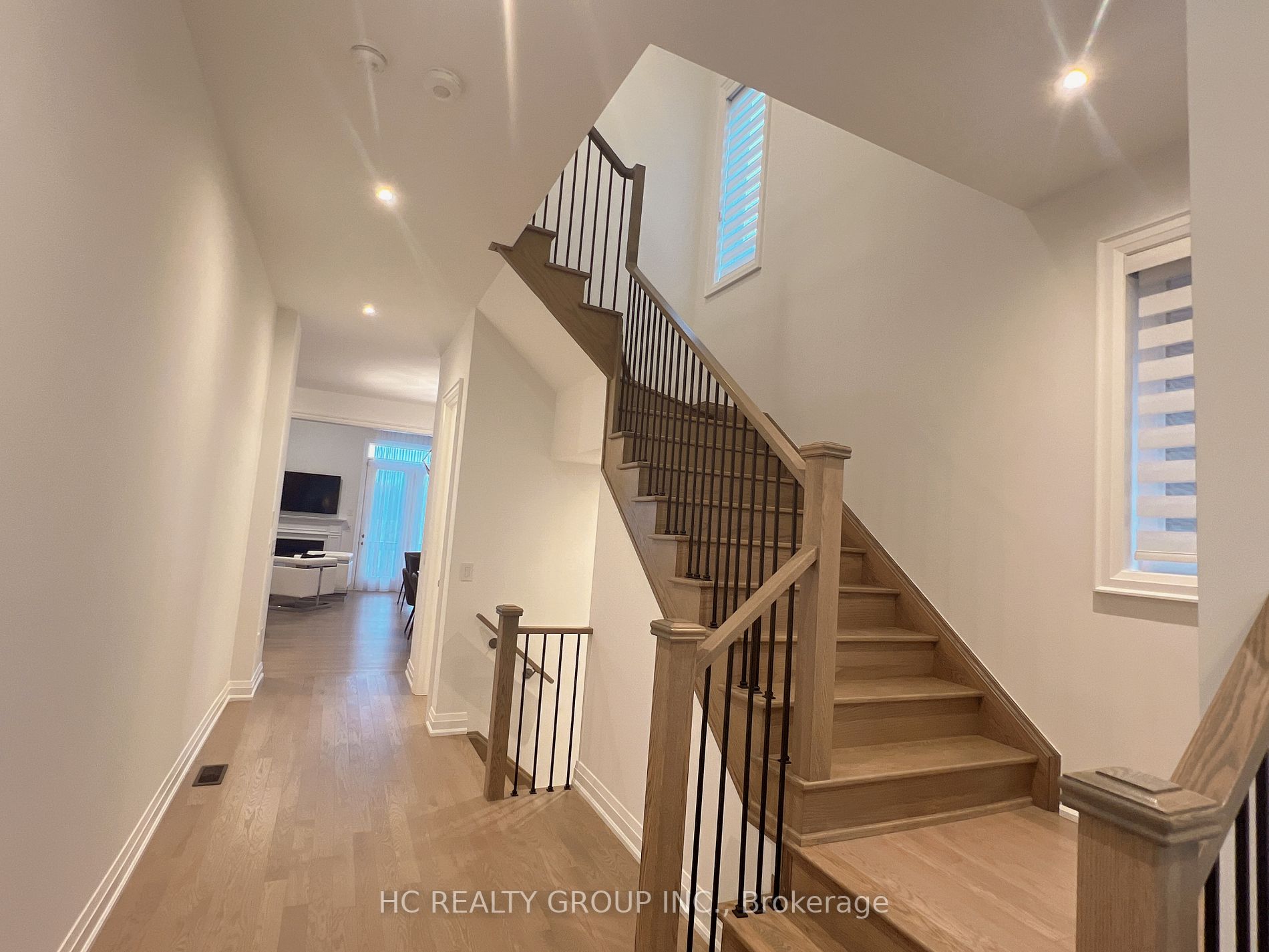 115 Bond Cres