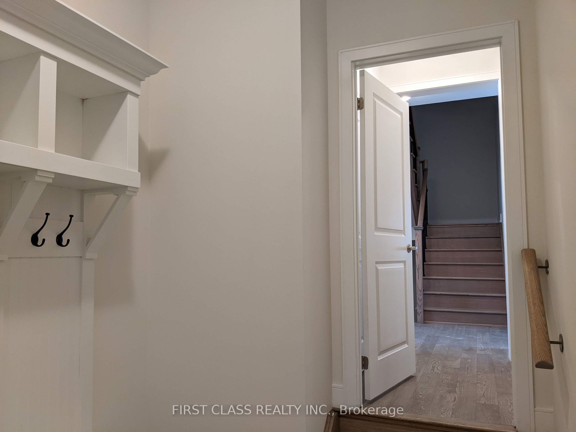 408 Seaview Hts