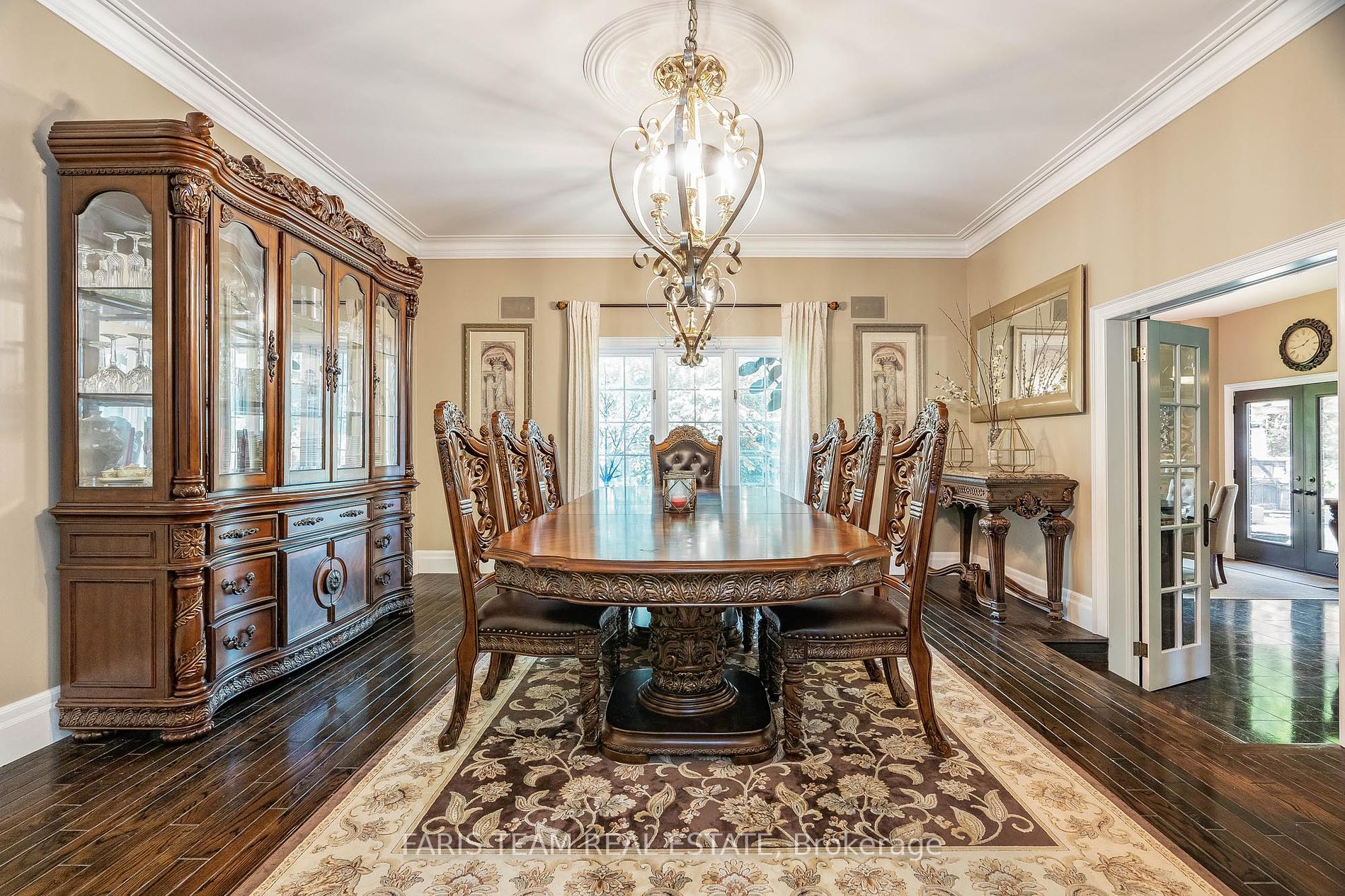 1826 Quantz Cres
