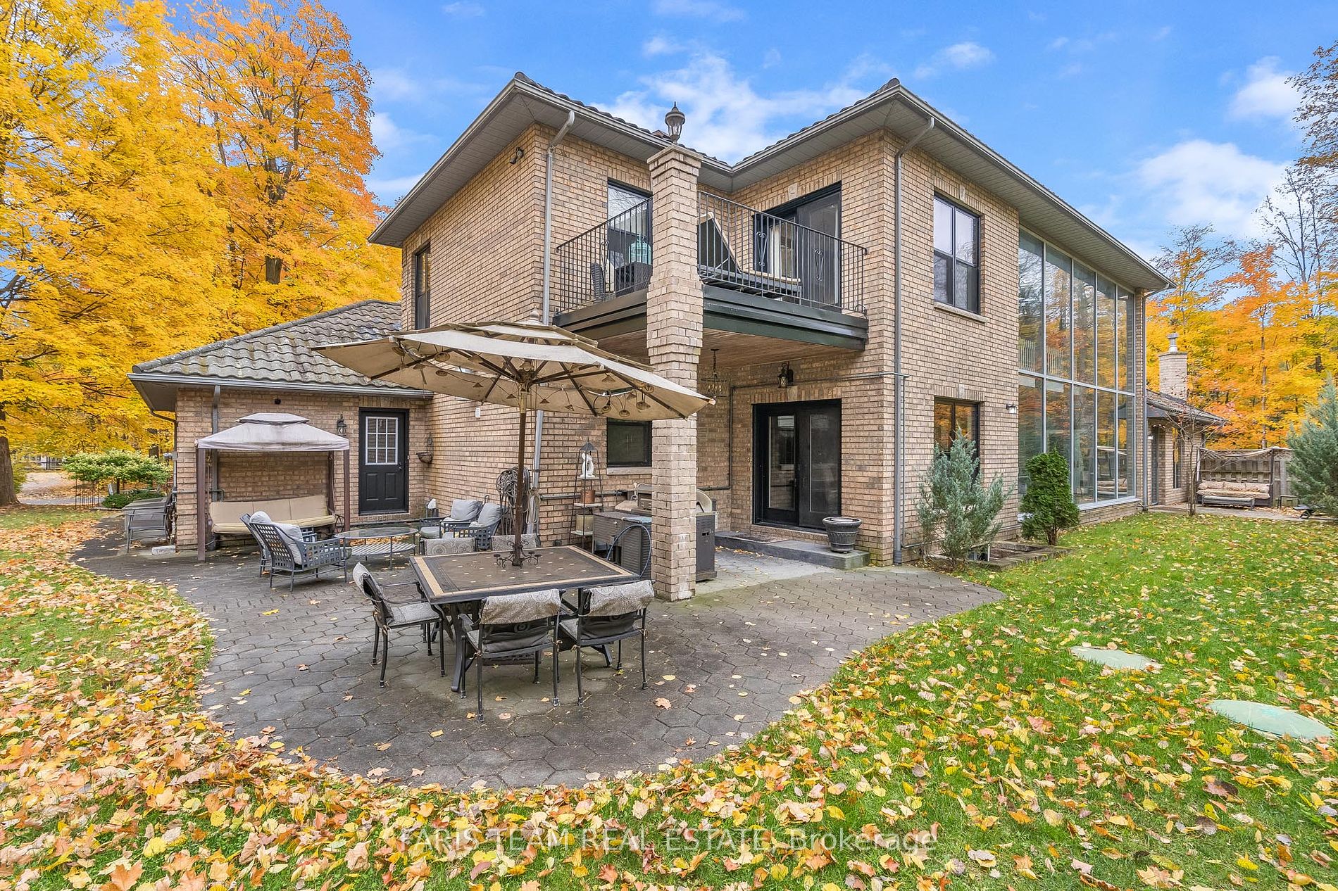 1826 Quantz Cres