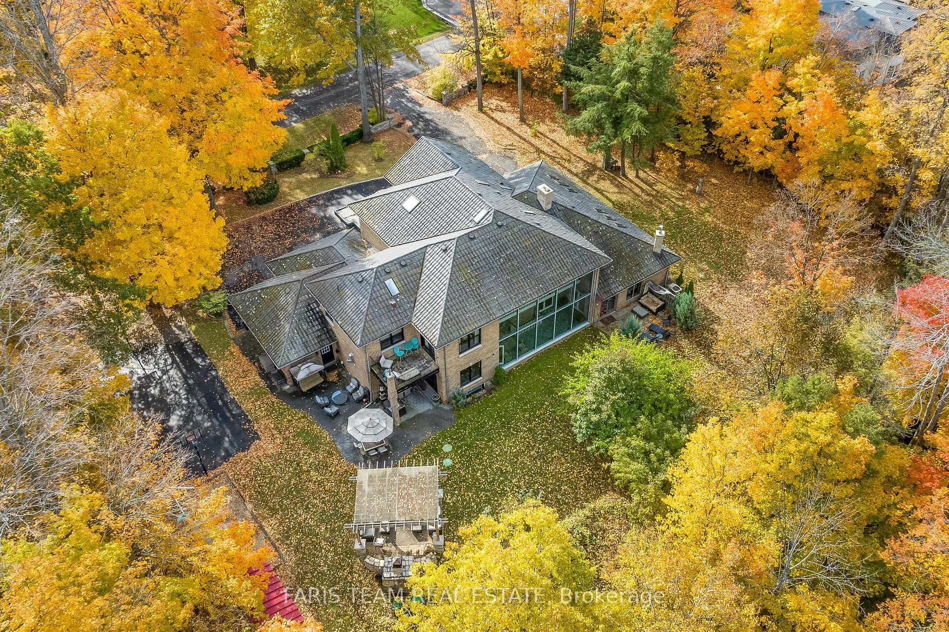 1826 Quantz Cres