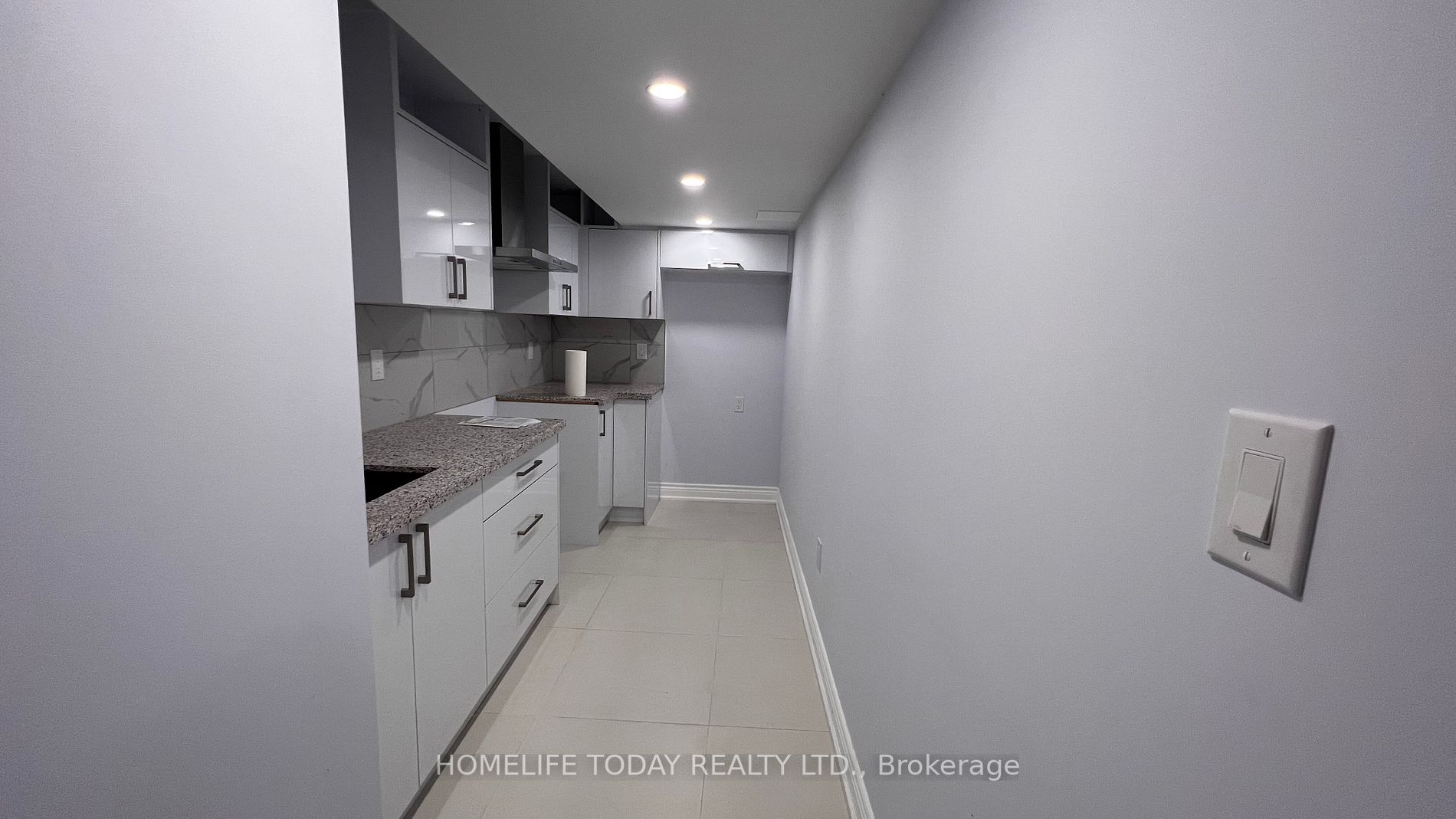 13 Manor Glen Cres, #Bsmt