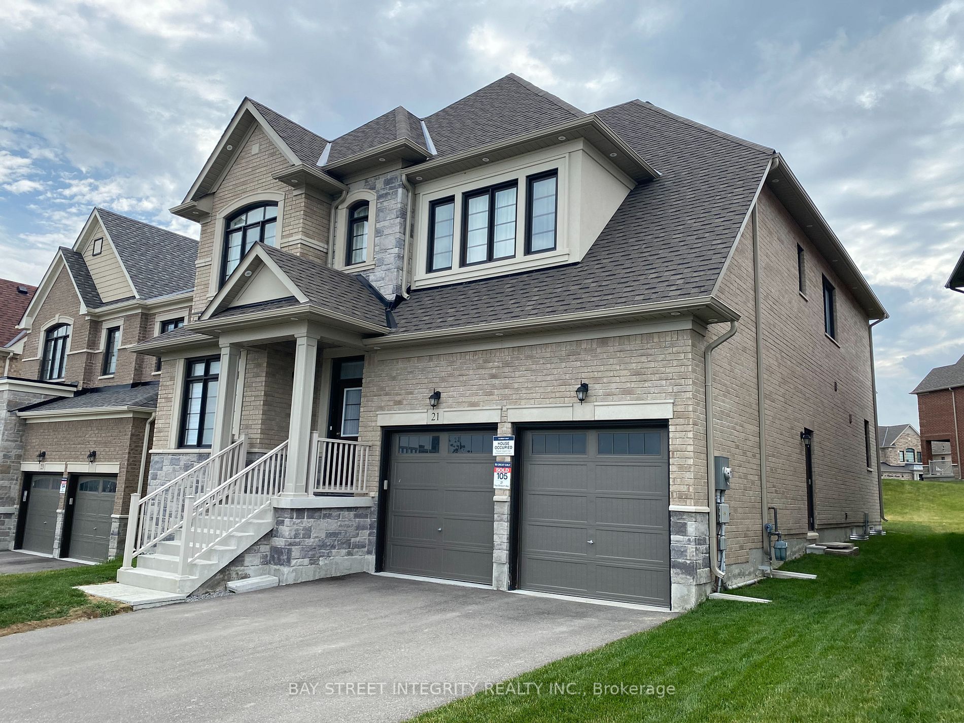 21 Pear Blossom Way