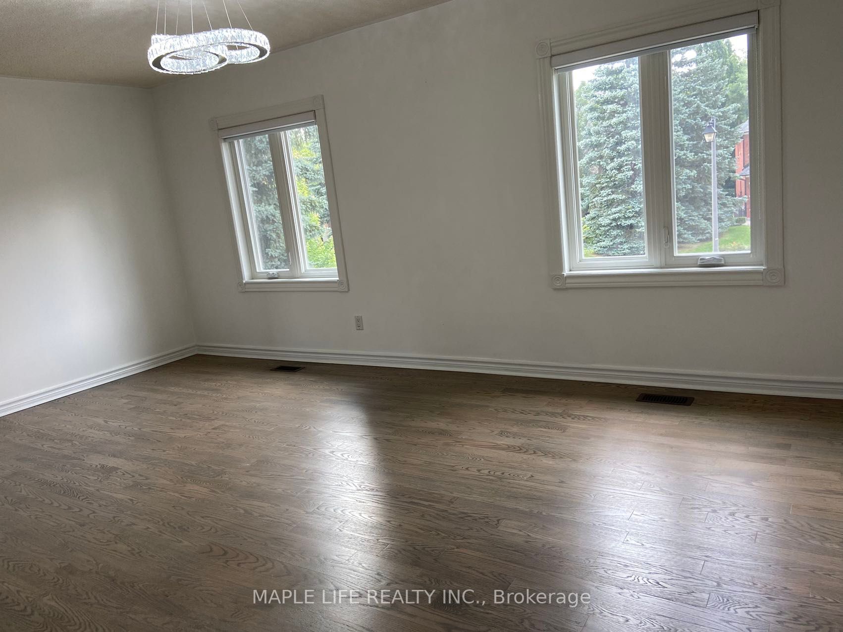 48 Brookshill Cres