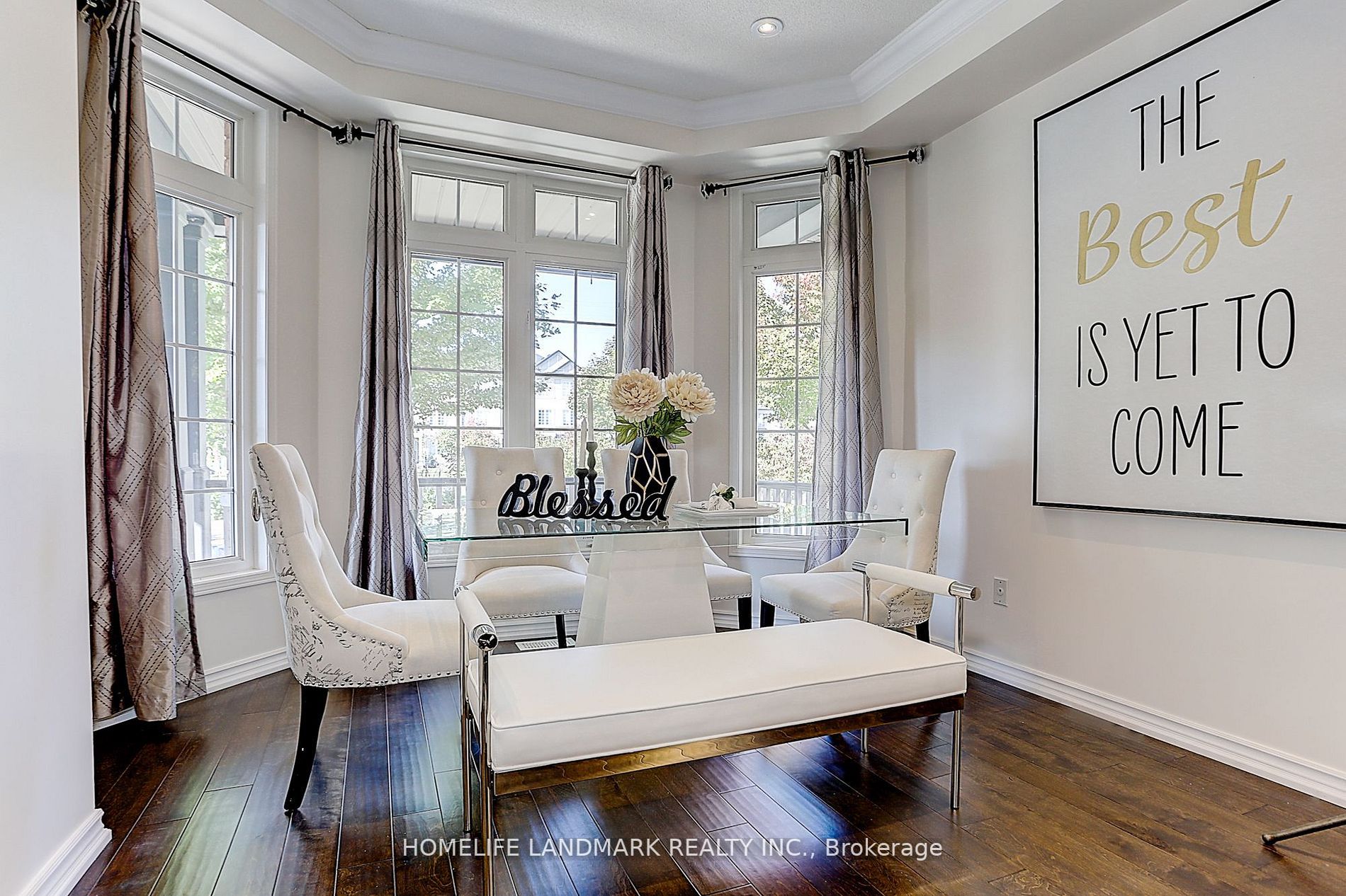 60 Lampton Cres