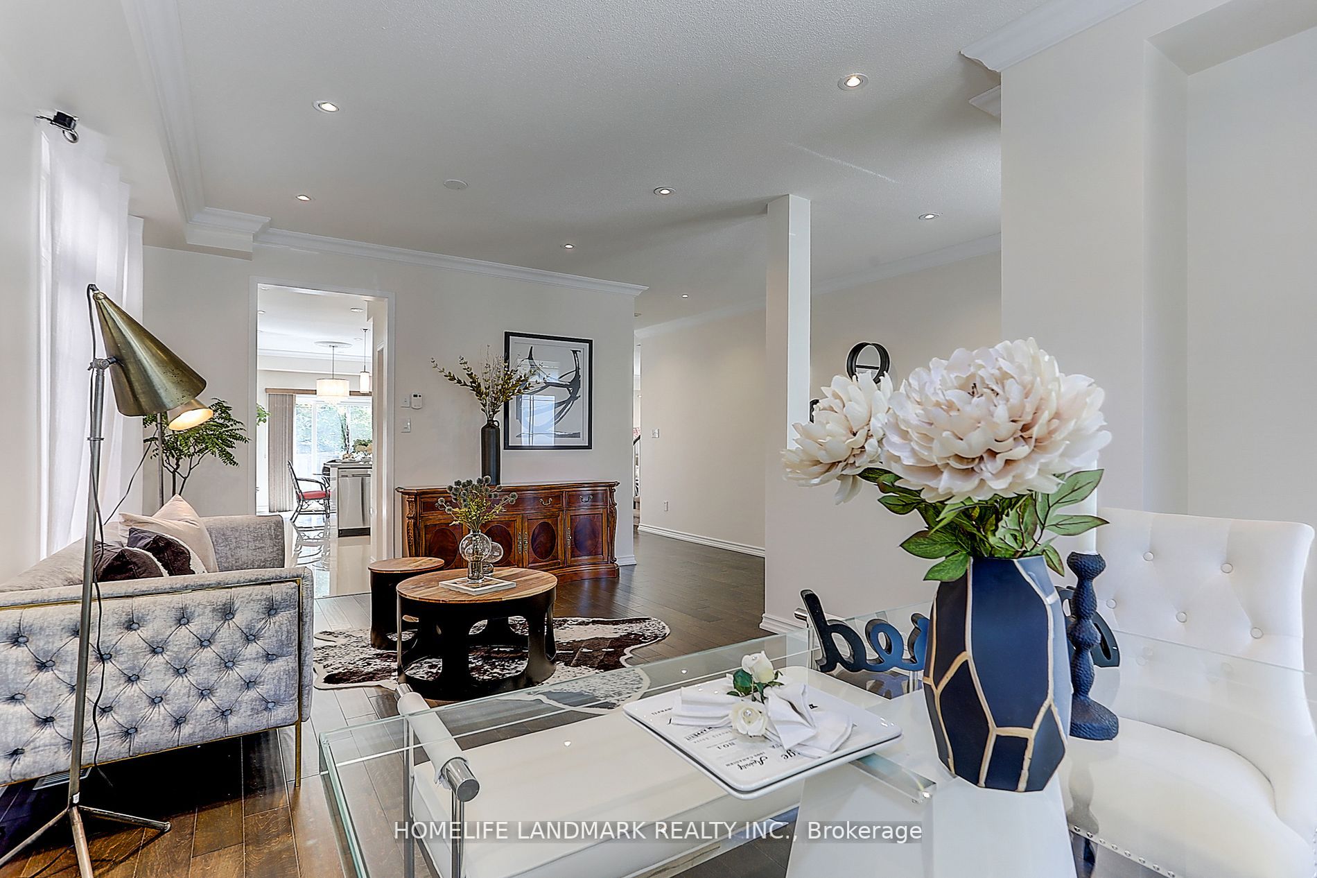 60 Lampton Cres