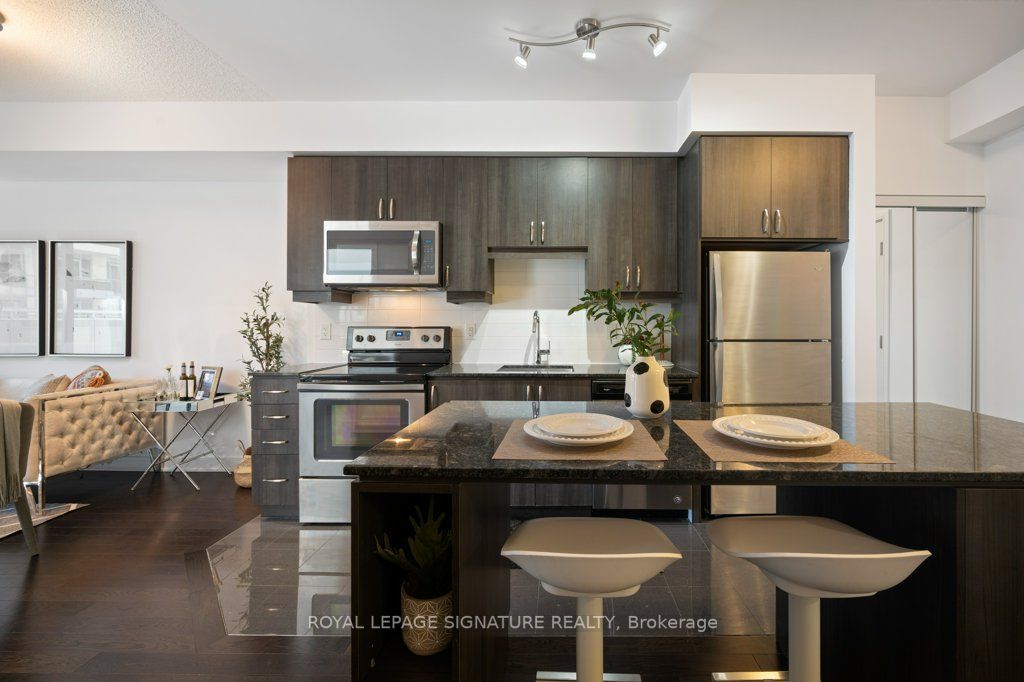 9201 Yonge Street, #707NW