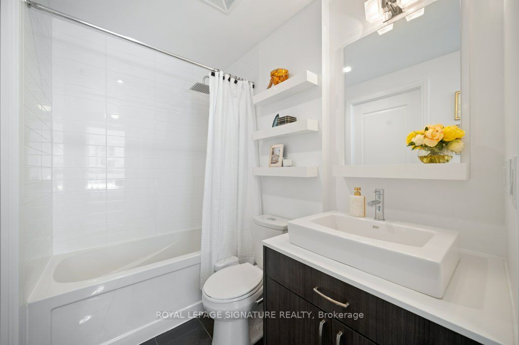 9201 Yonge Street, #707NW
