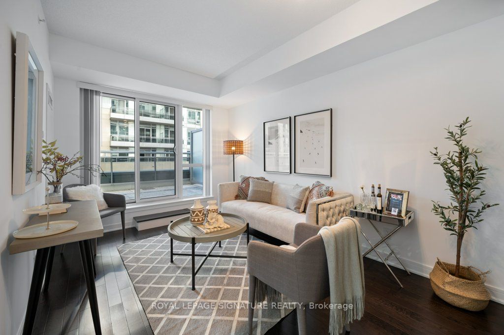 9201 Yonge Street, #707NW