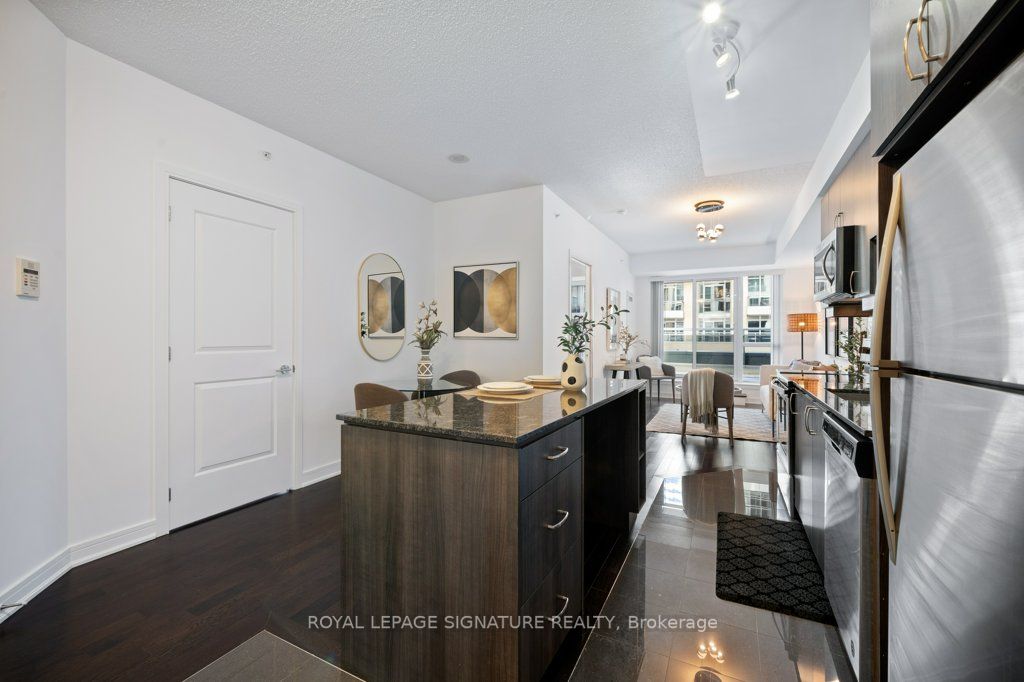 9201 Yonge Street, #707NW