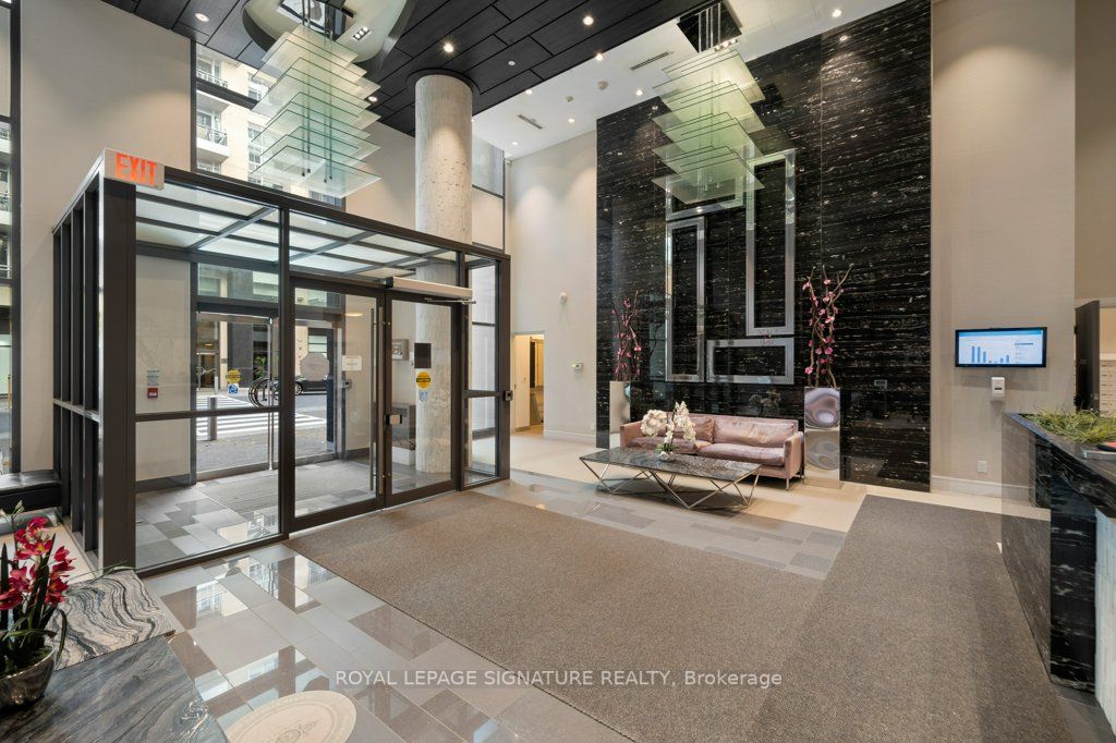 9201 Yonge Street, #707NW