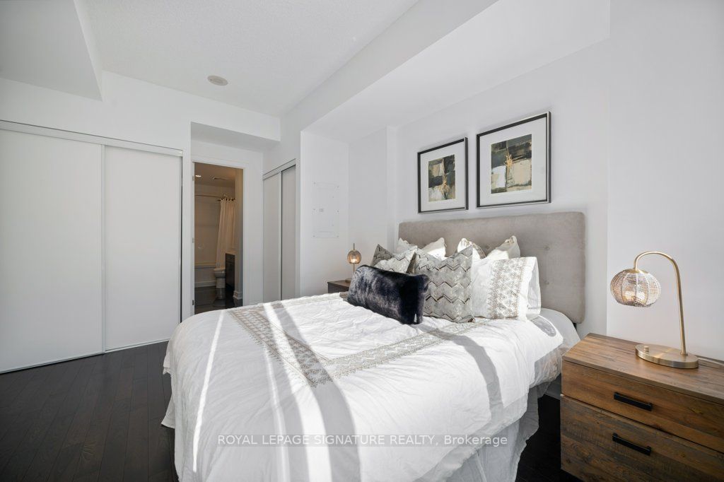 9201 Yonge Street, #707NW