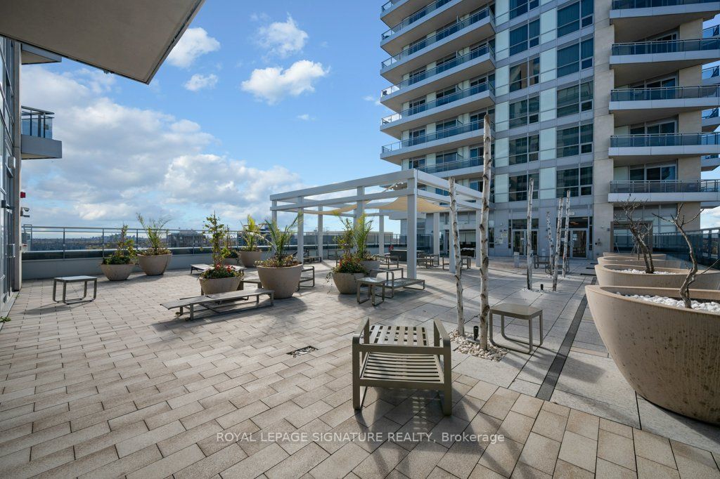 9201 Yonge Street, #707NW
