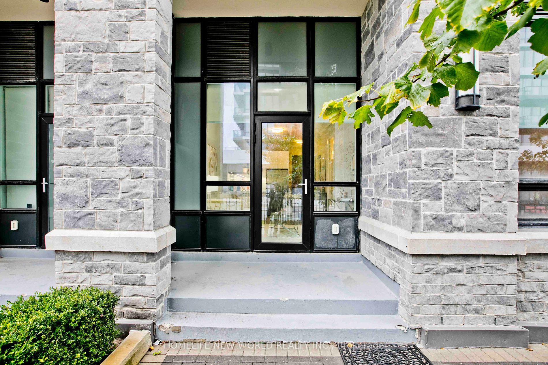 15 Water Walk Dr, #115