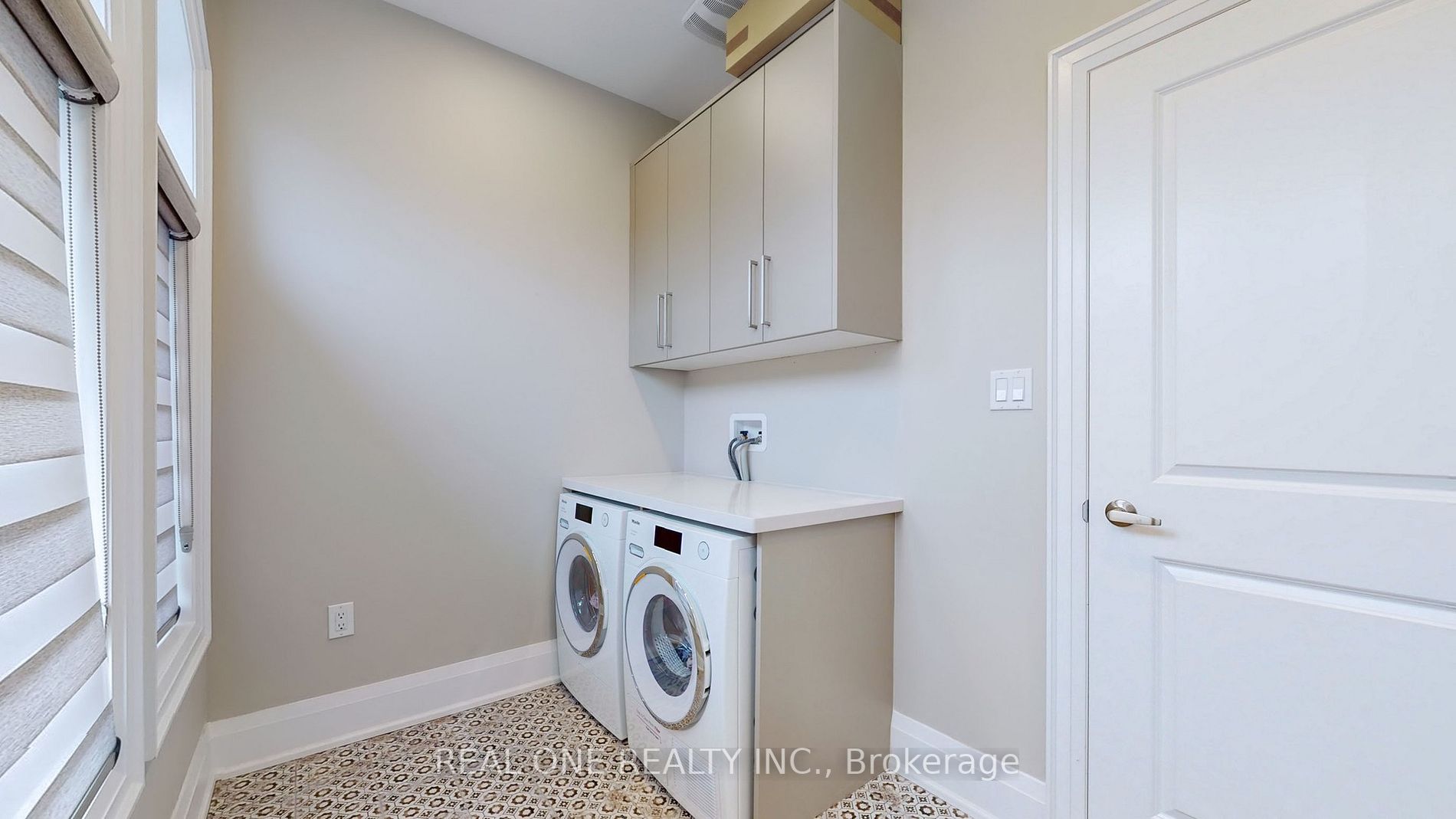 169 Bawden Dr