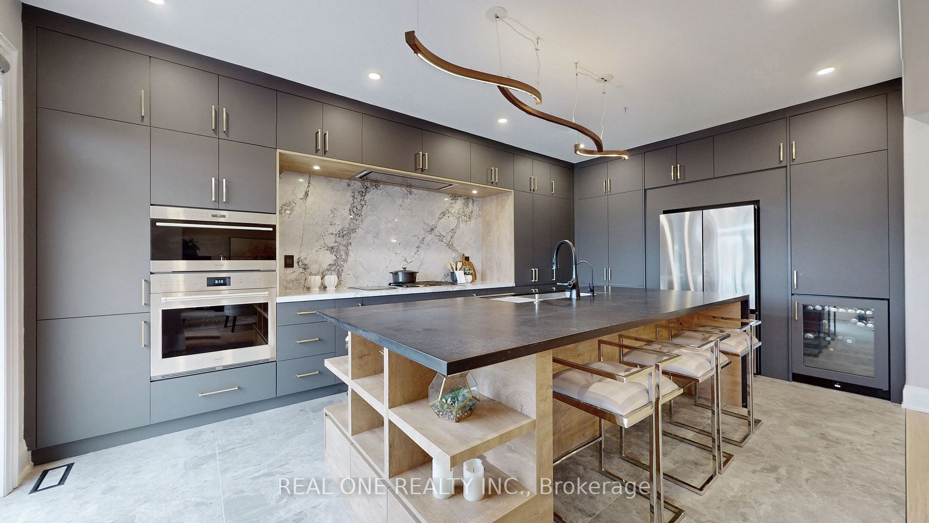 169 Bawden Dr