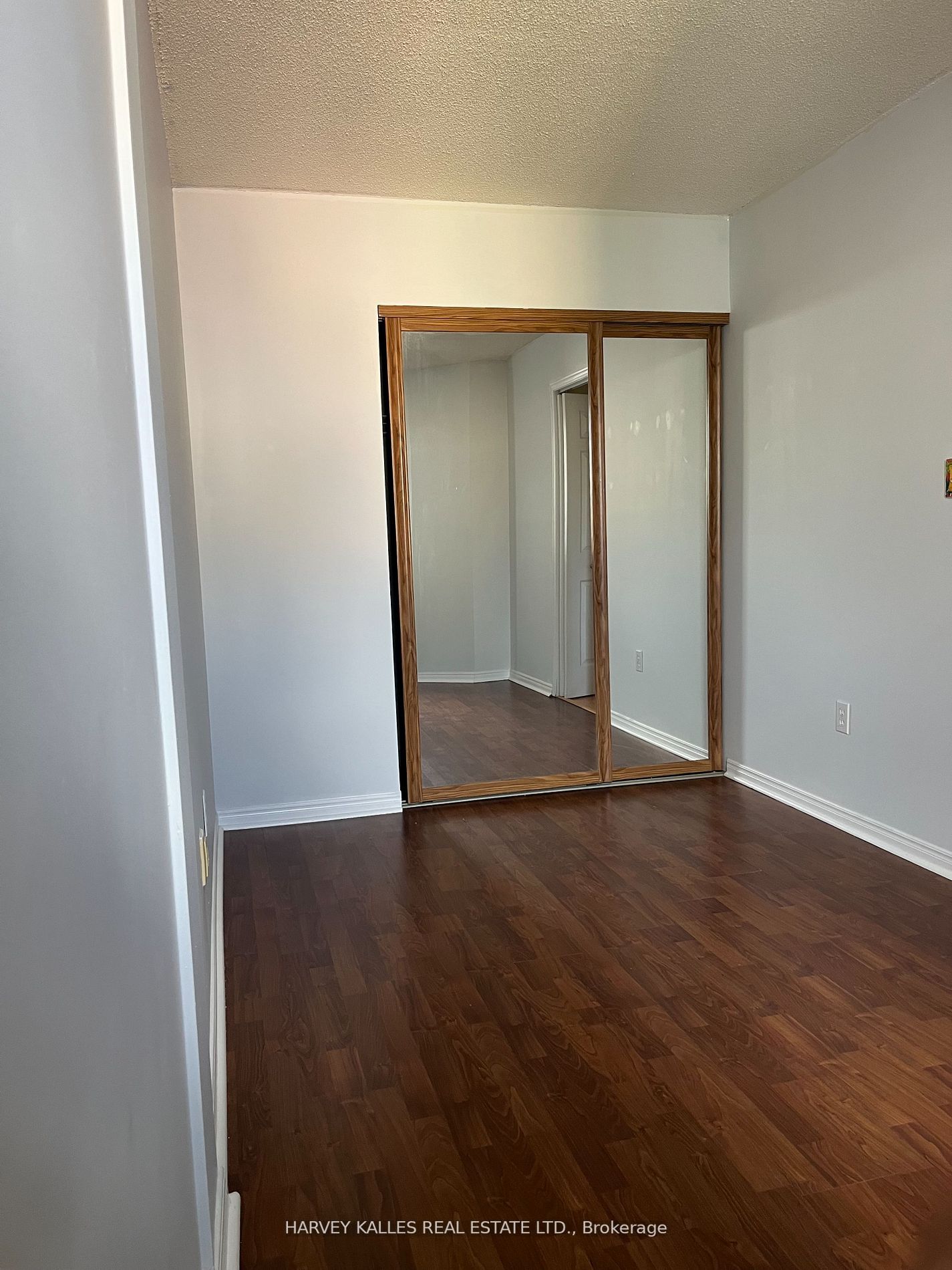 75 Weldrick Rd E, #606
