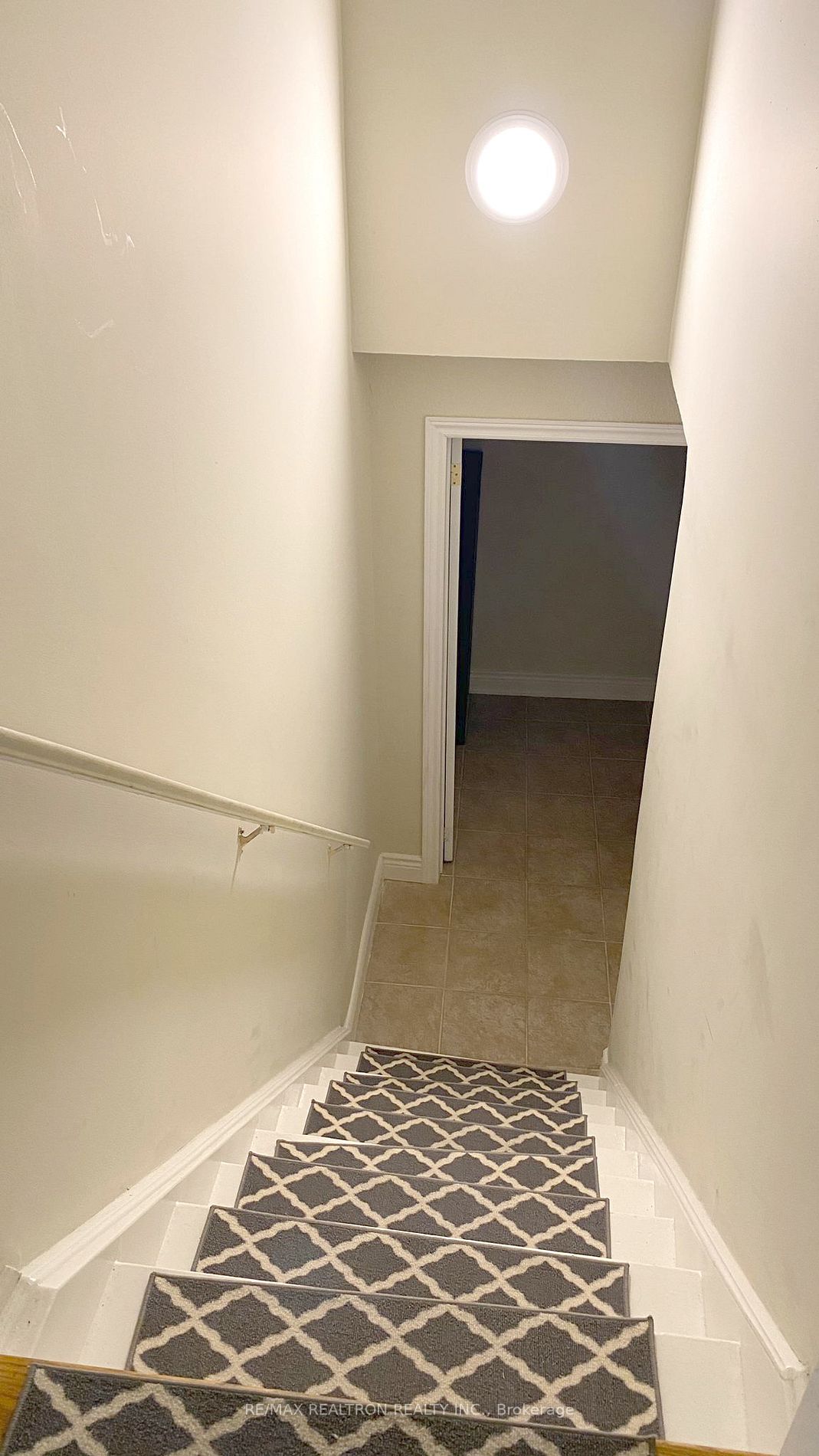 15 Eminence Rd, #Bsmt