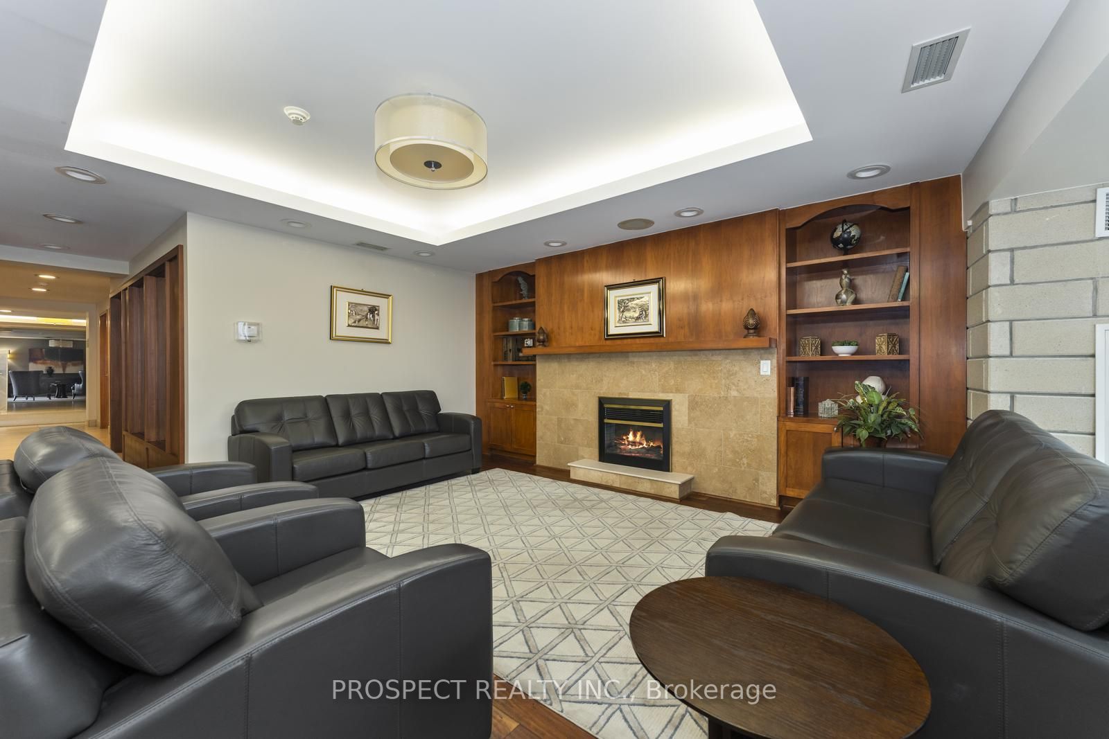 2500 Rutherford Rd N, #211