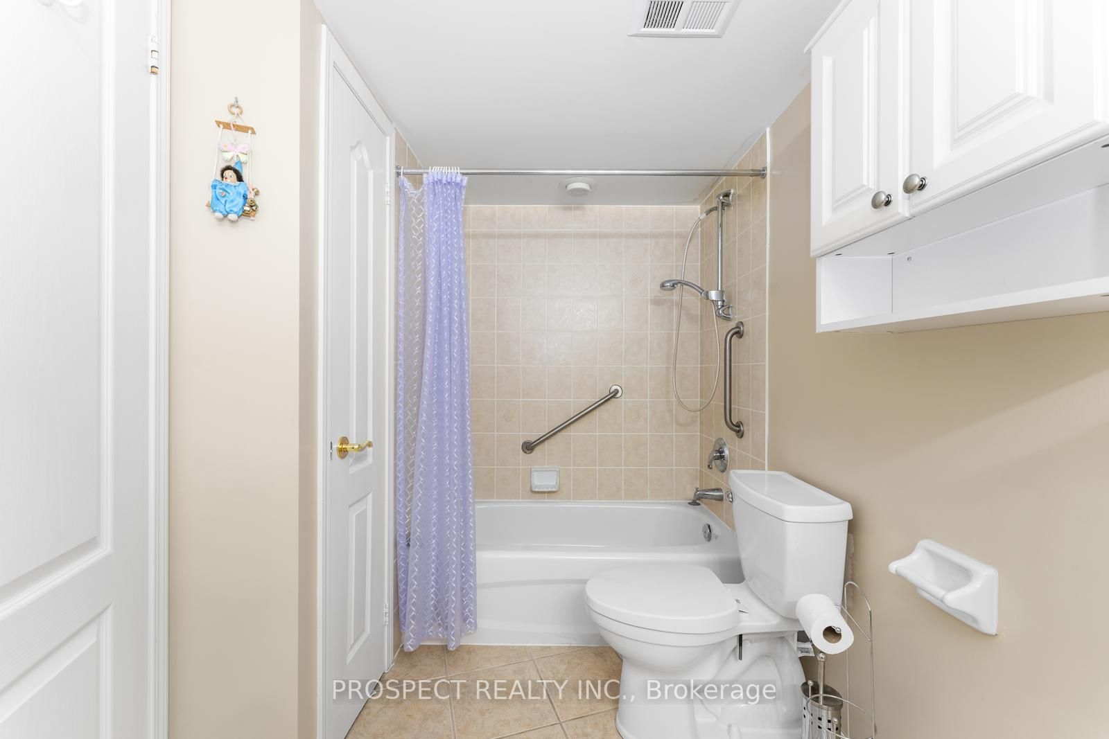 2500 Rutherford Rd N, #211