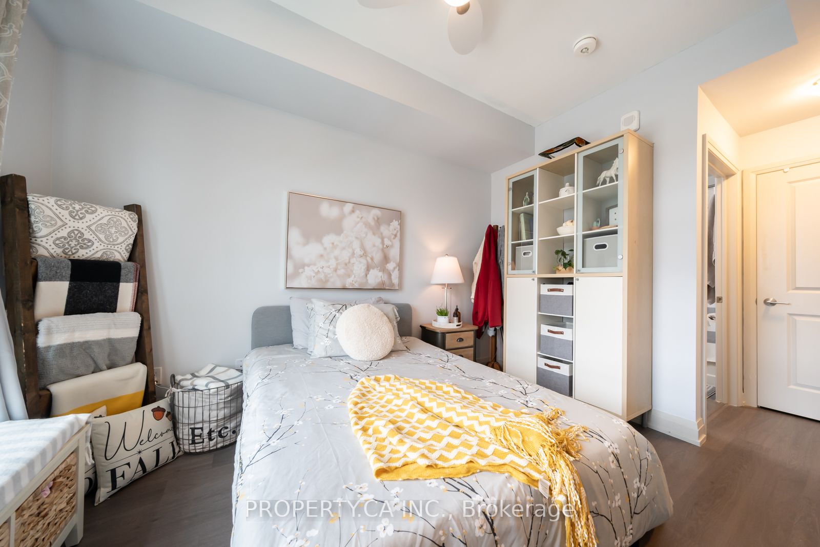 555 William Graham Dr, #337