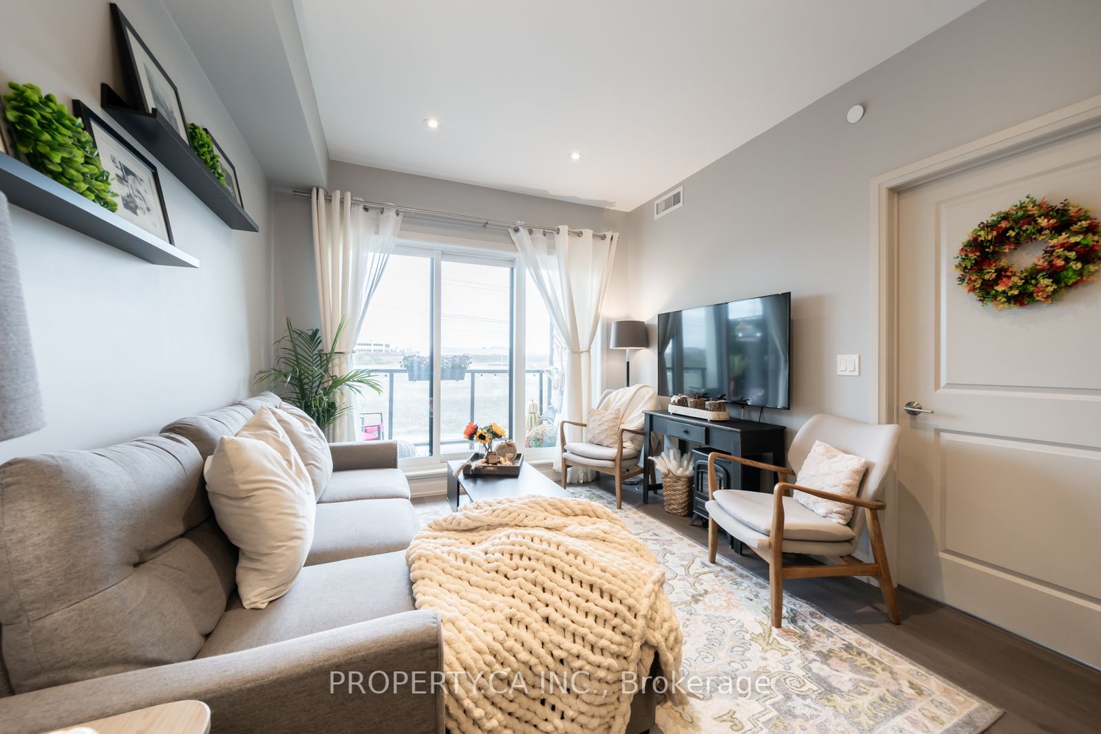 555 William Graham Dr, #337