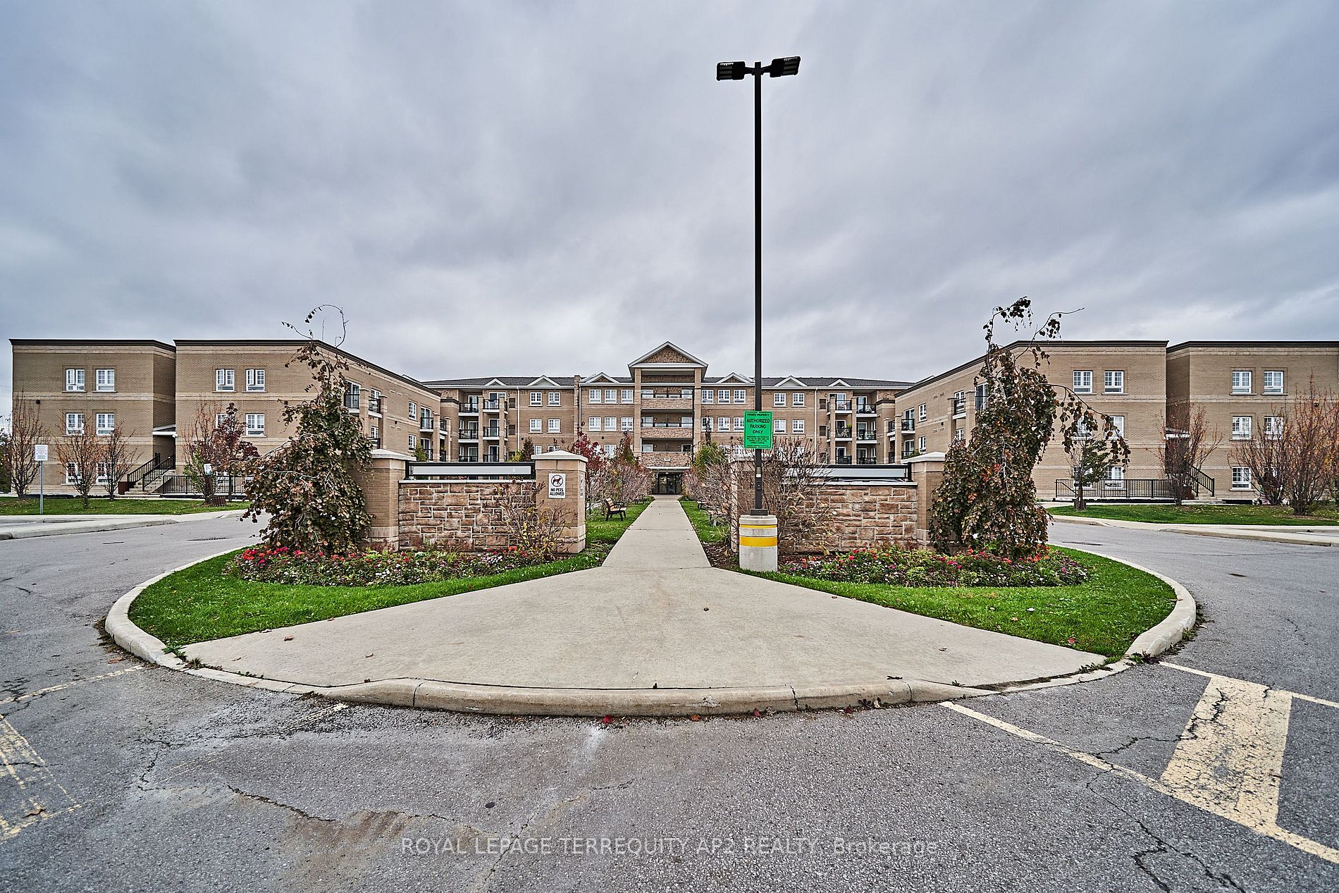 481 Rupert Ave, #2204