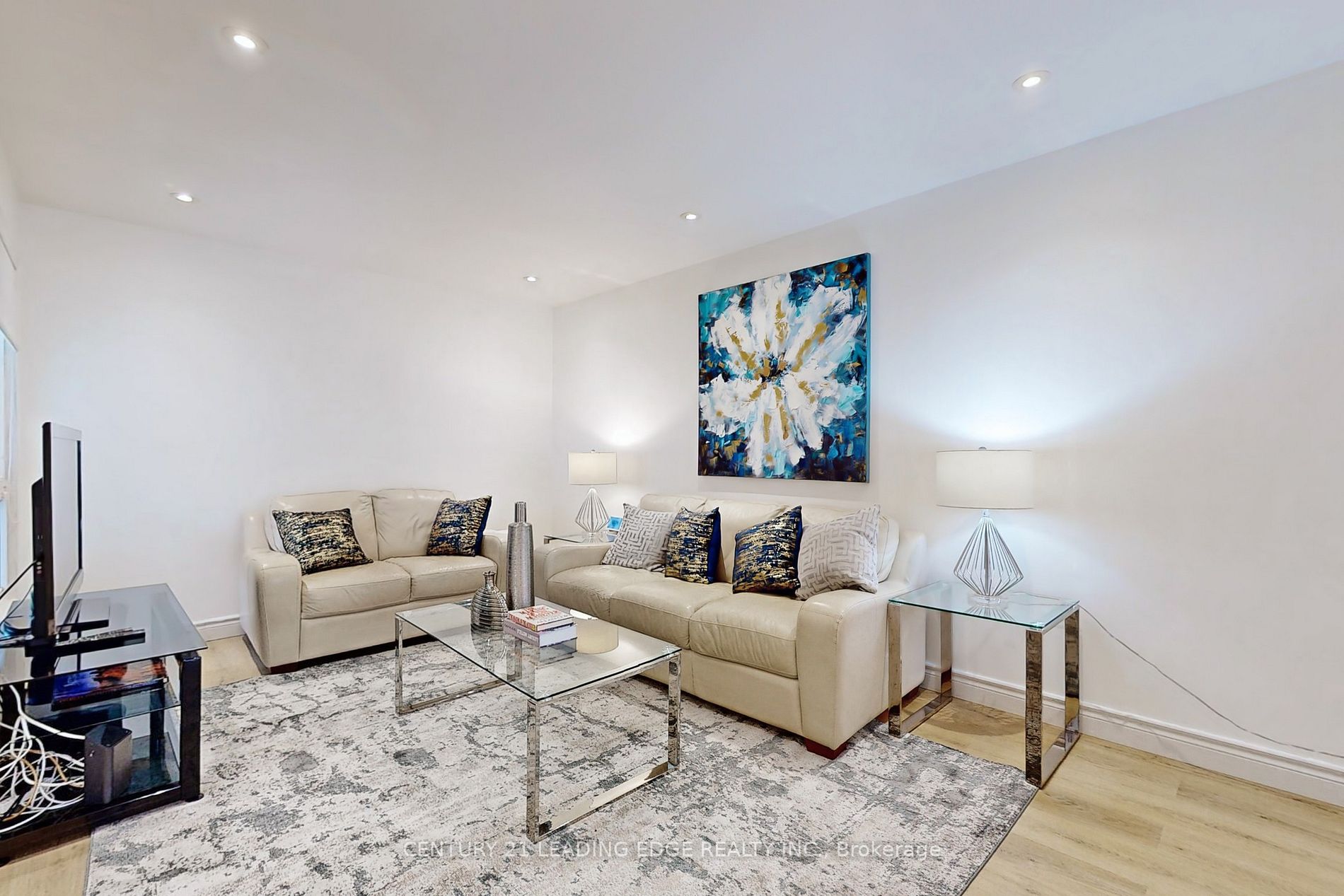 70 Jaffray Road