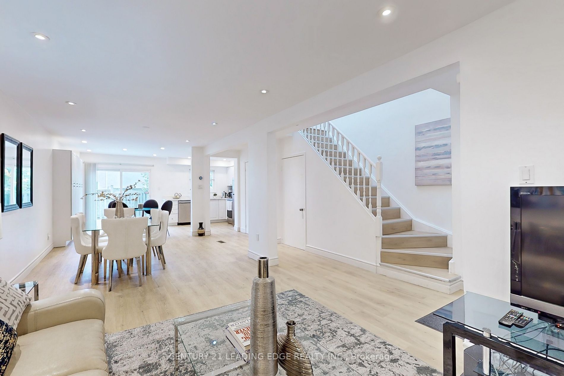 70 Jaffray Road