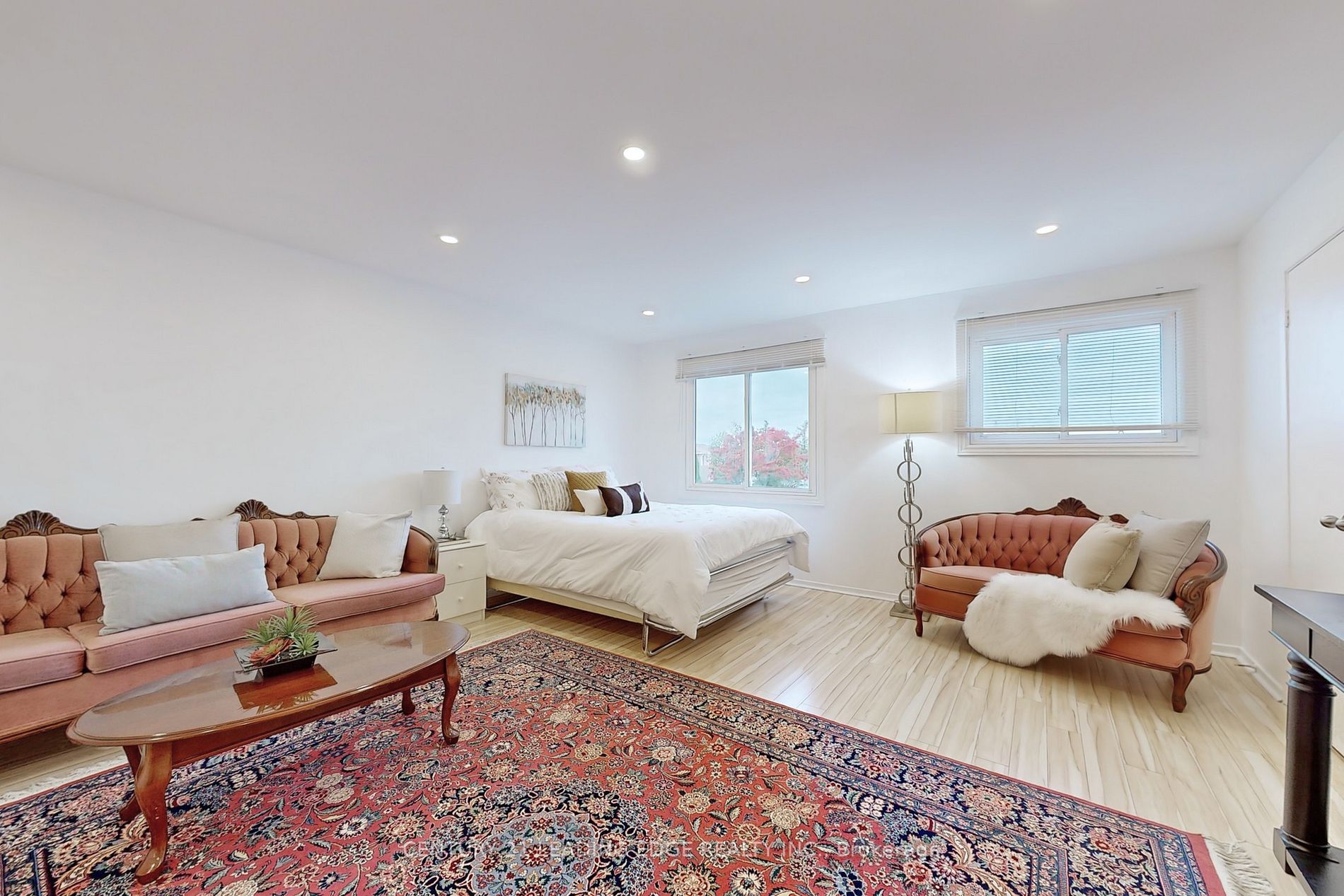 70 Jaffray Road