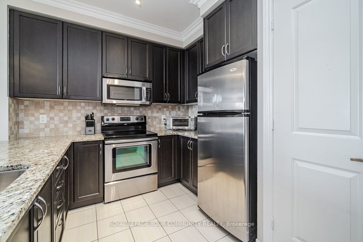 9245 Jane St, #609