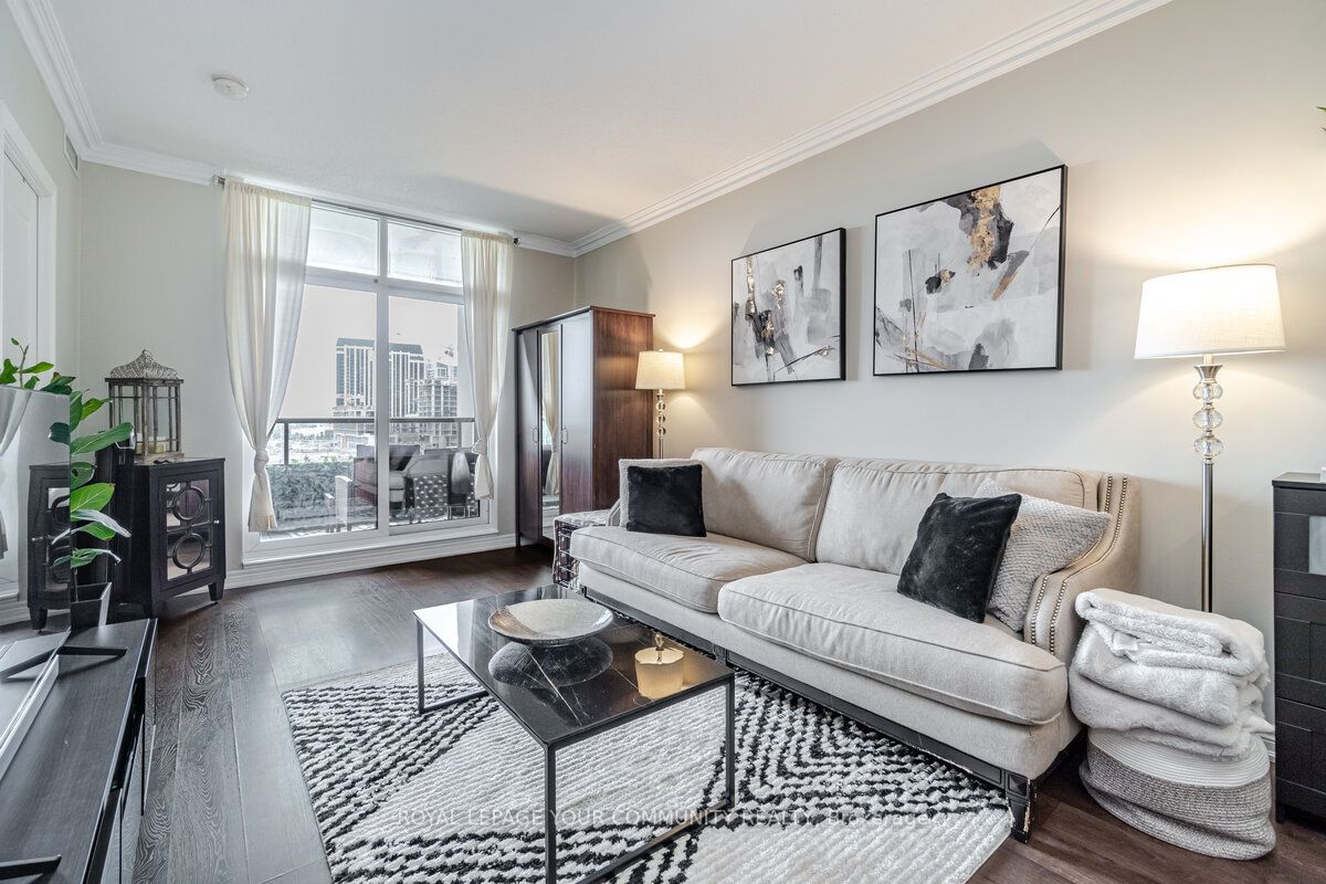 9245 Jane St, #609