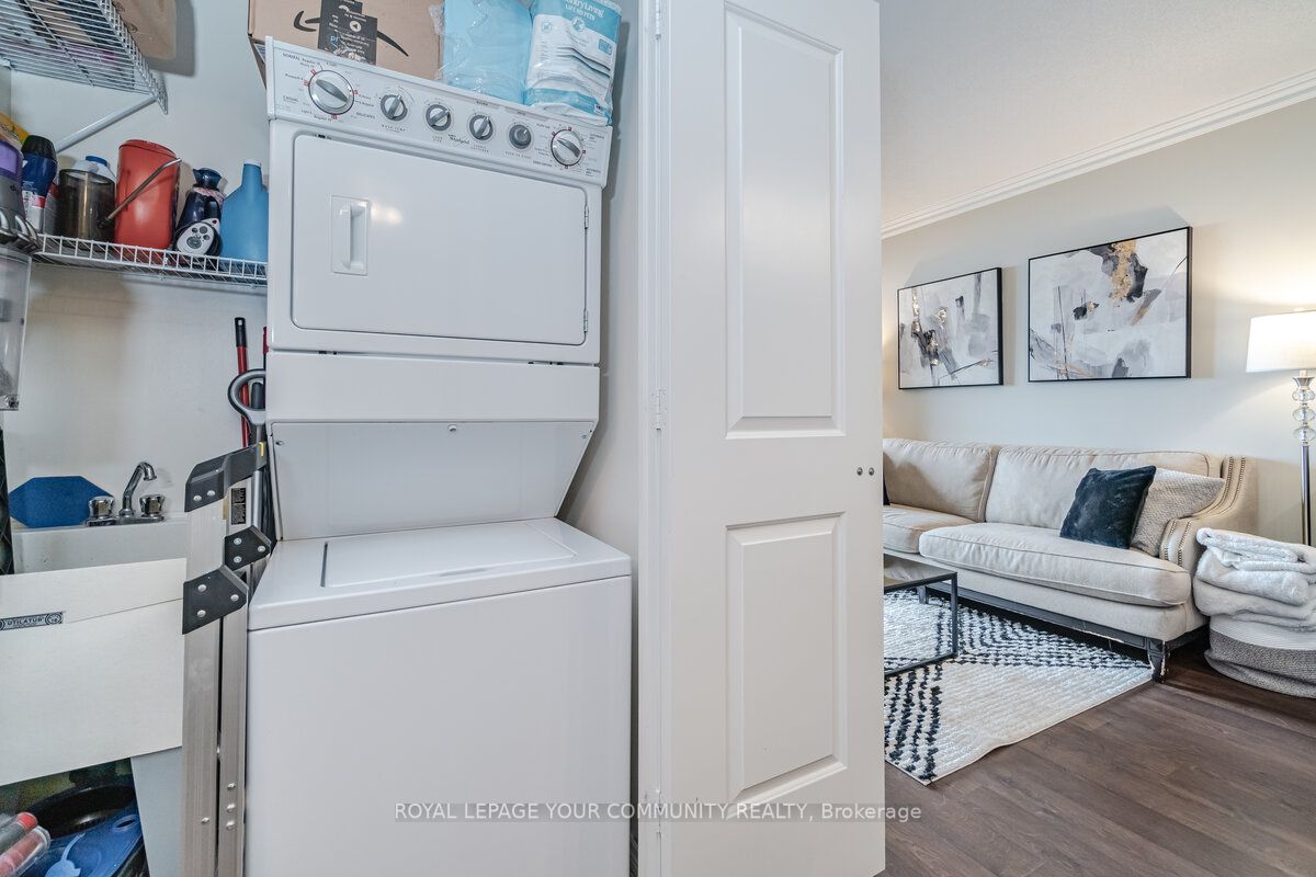 9245 Jane St, #609