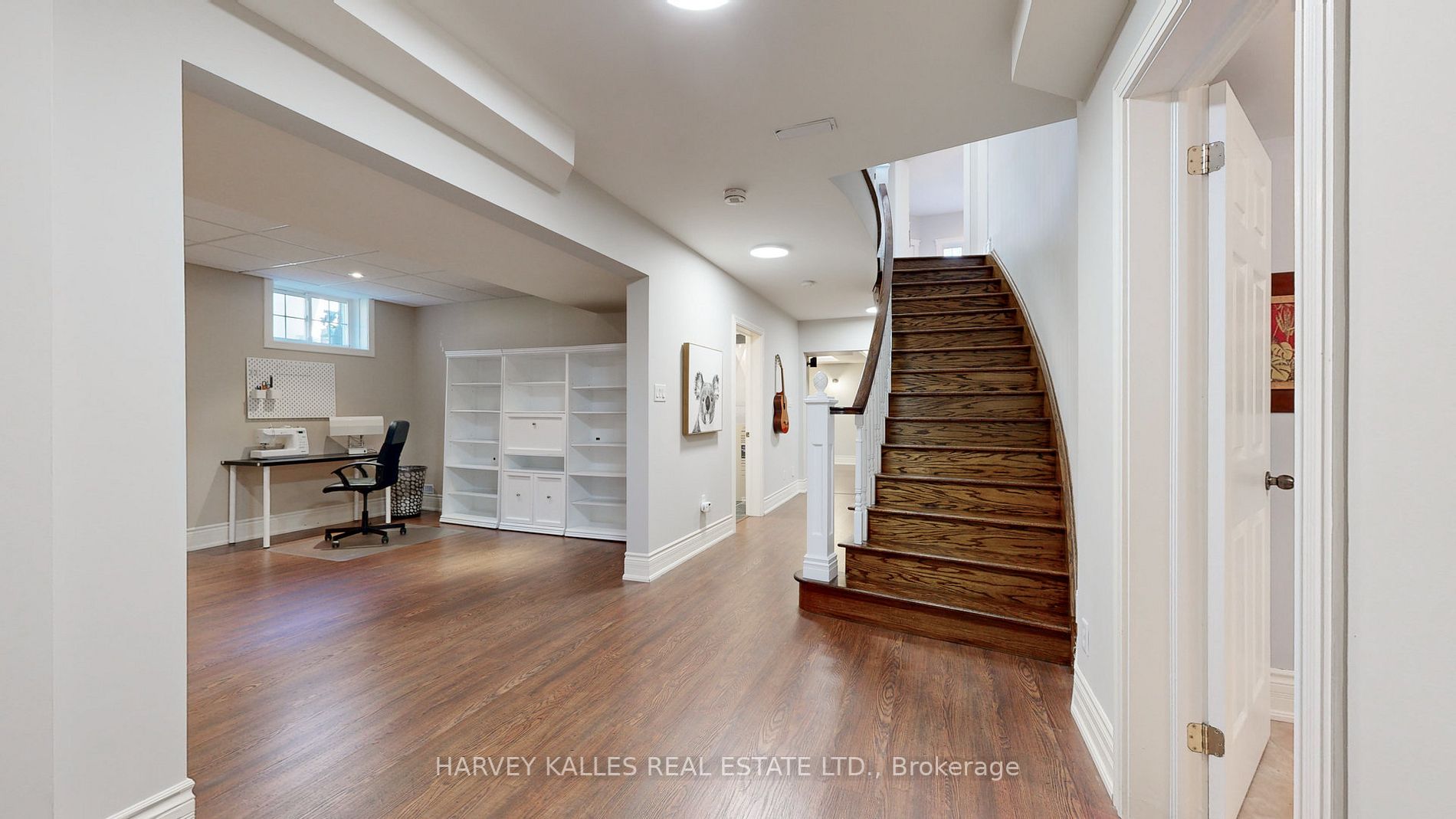82 English Daisy Crt
