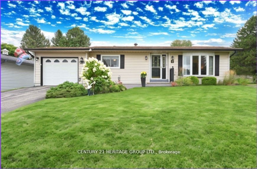 1 Cedar Crt