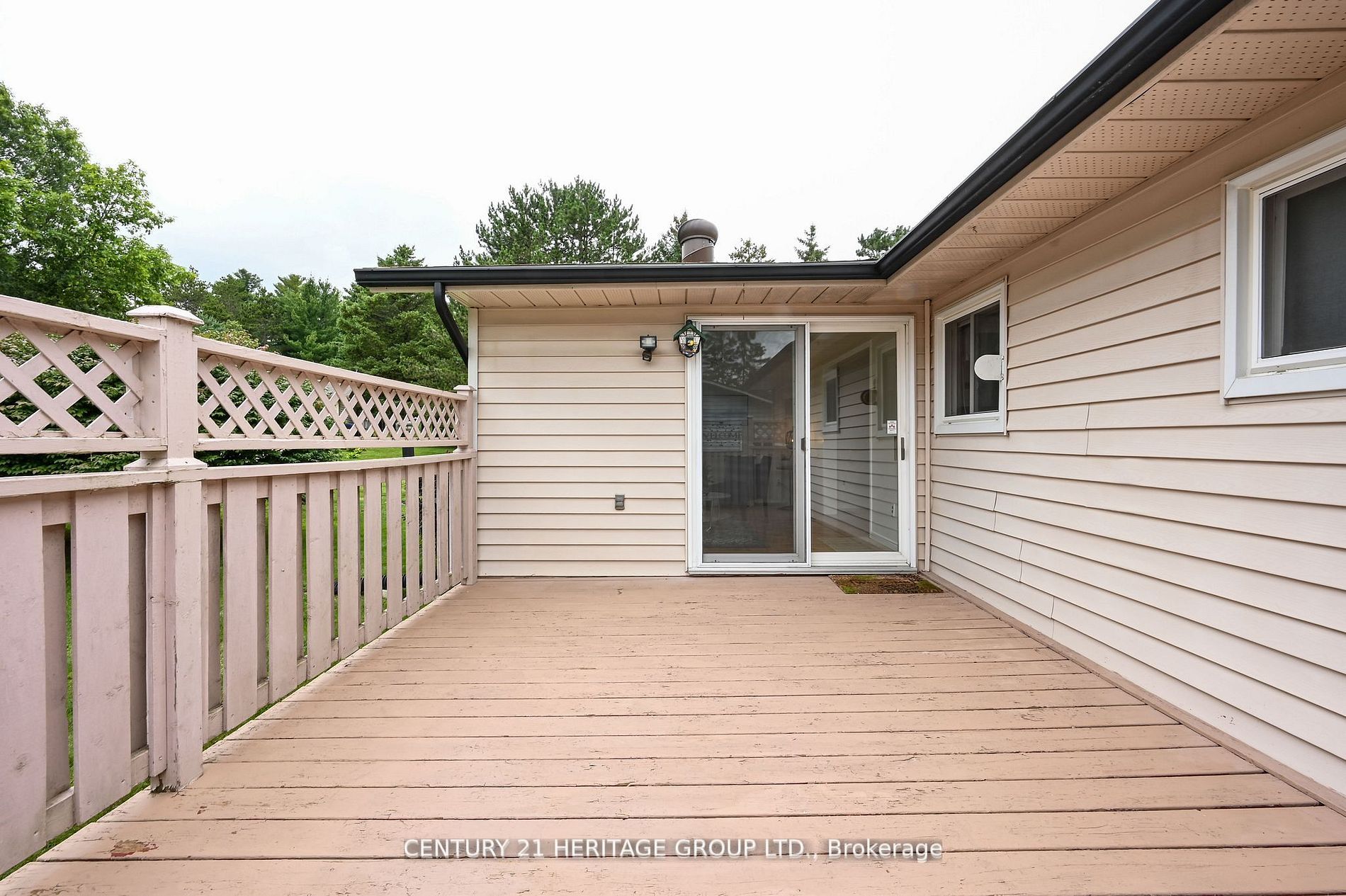 1 Cedar Crt