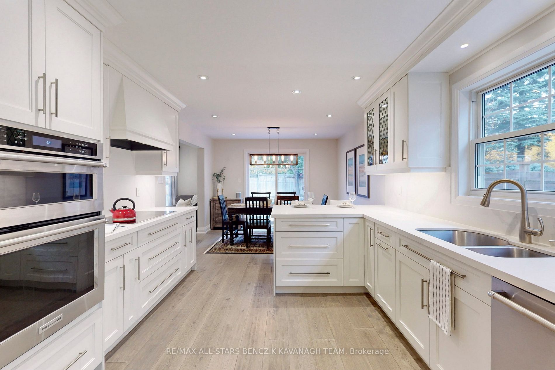 12 Basswood Hllw