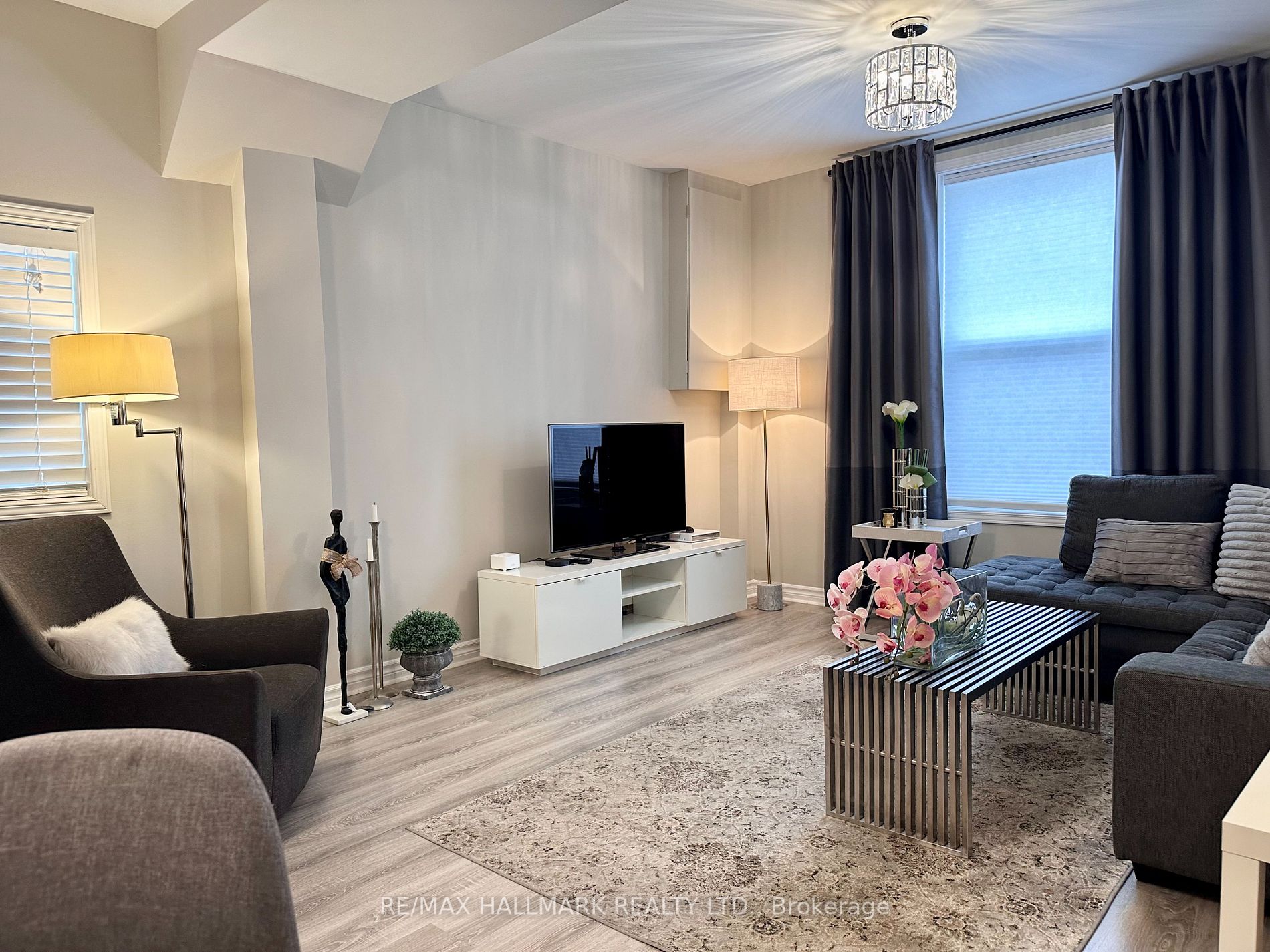 469 Queen St, #Unit B