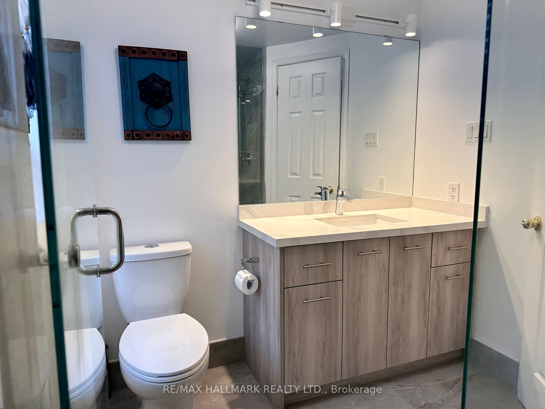 469 Queen St, #Unit B