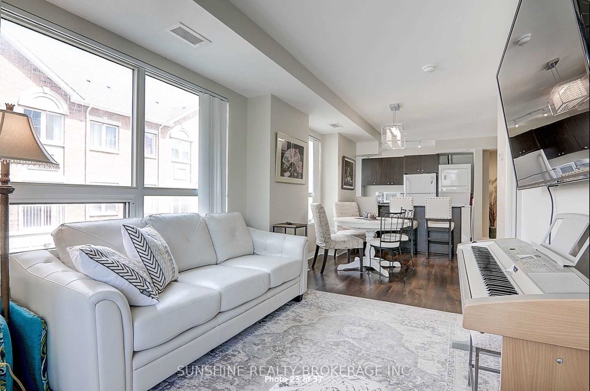 4600 Steeles Ave E, #209