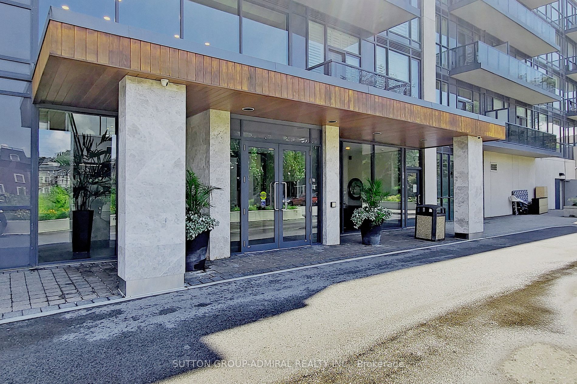 4700 Highway 7, #205