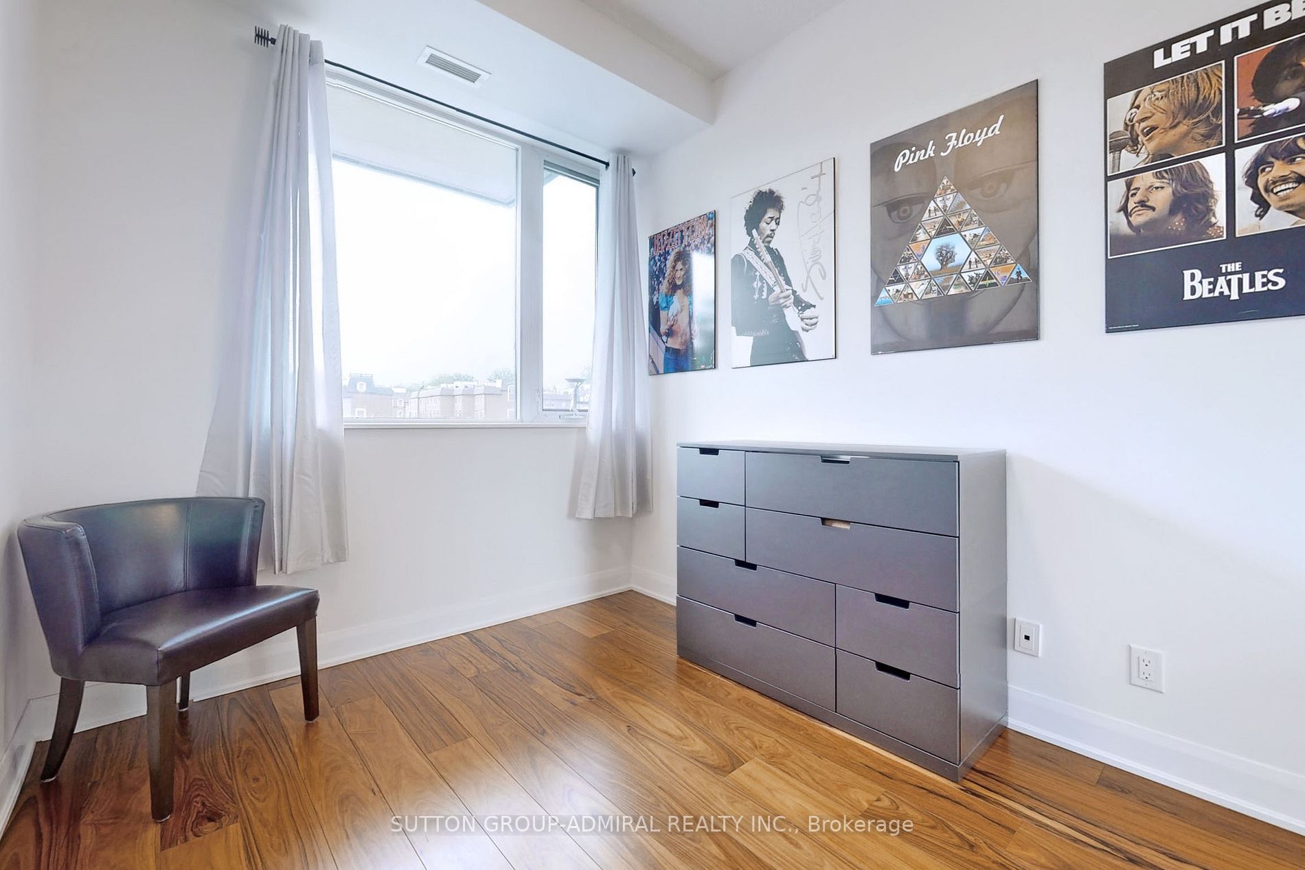4700 Highway 7, #205